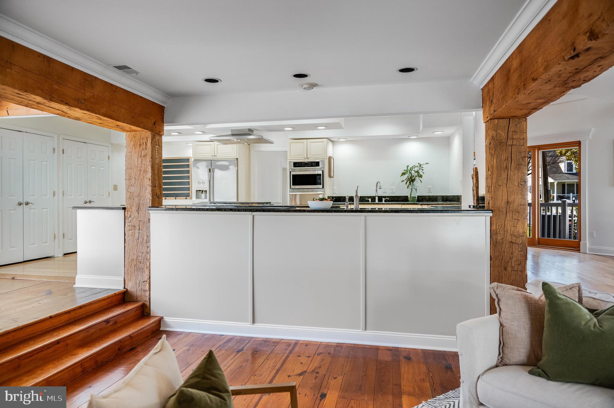 LEESBURG TOWN - Residential