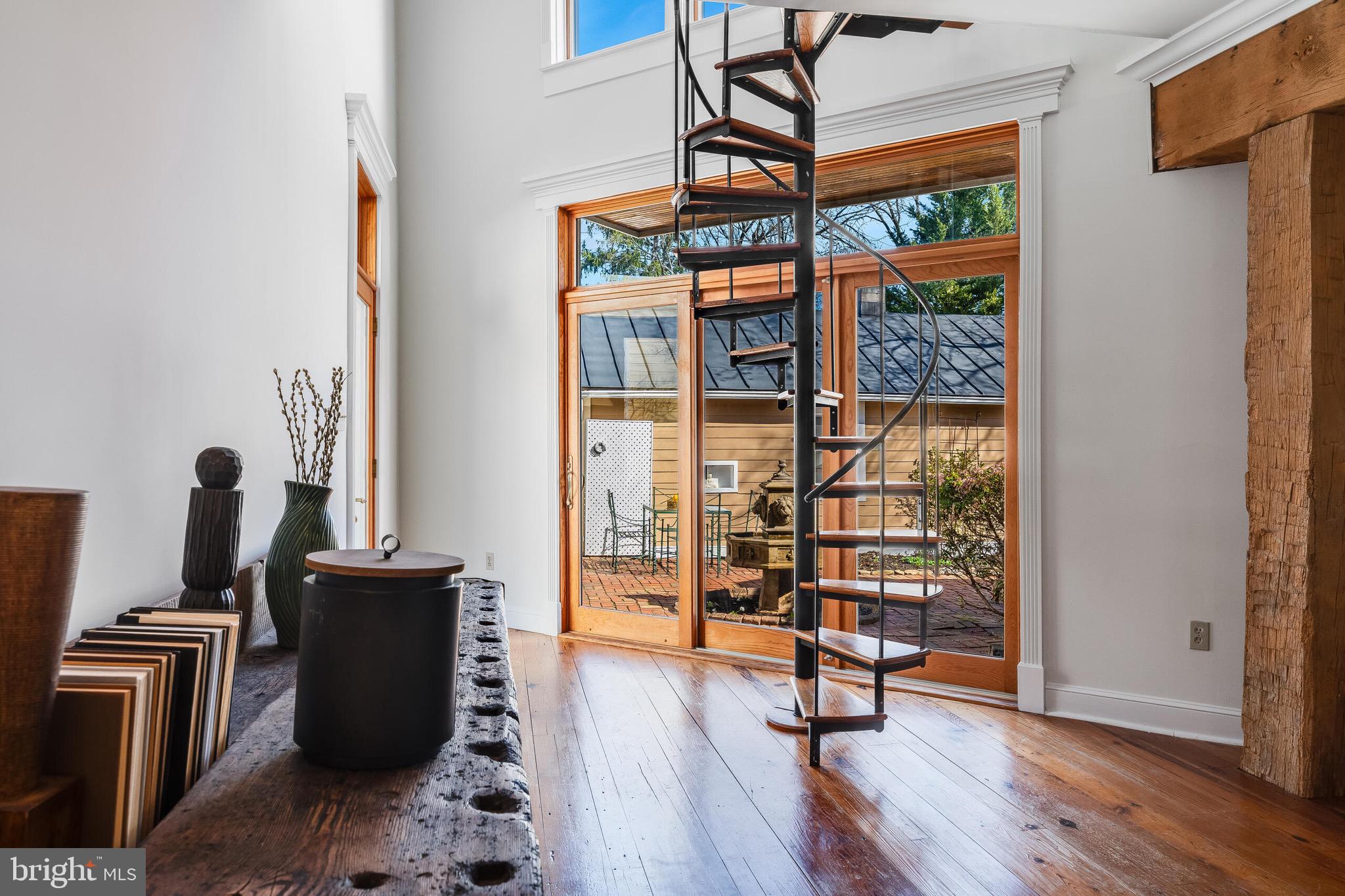 LEESBURG TOWN - Residential