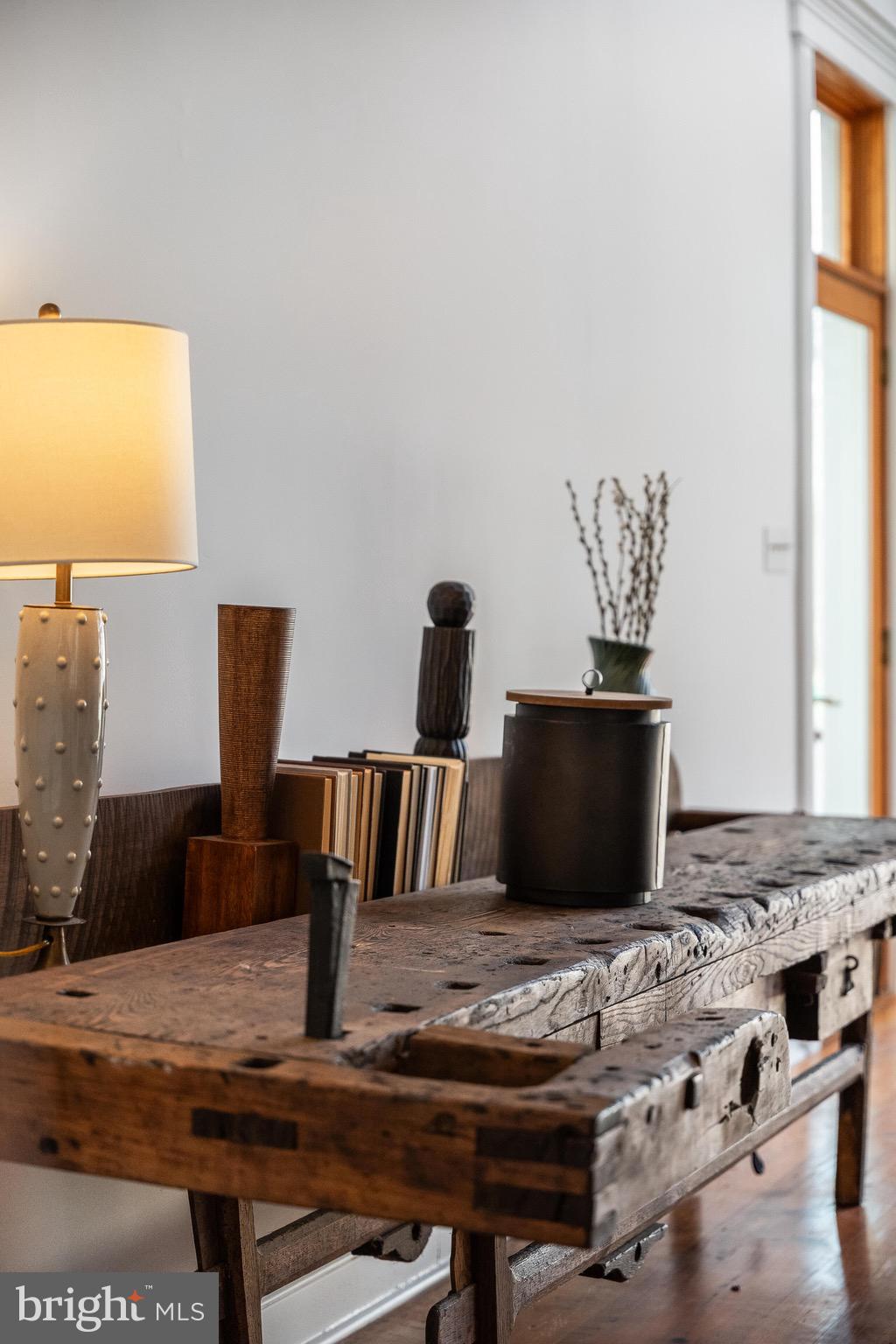 LEESBURG TOWN - Residential