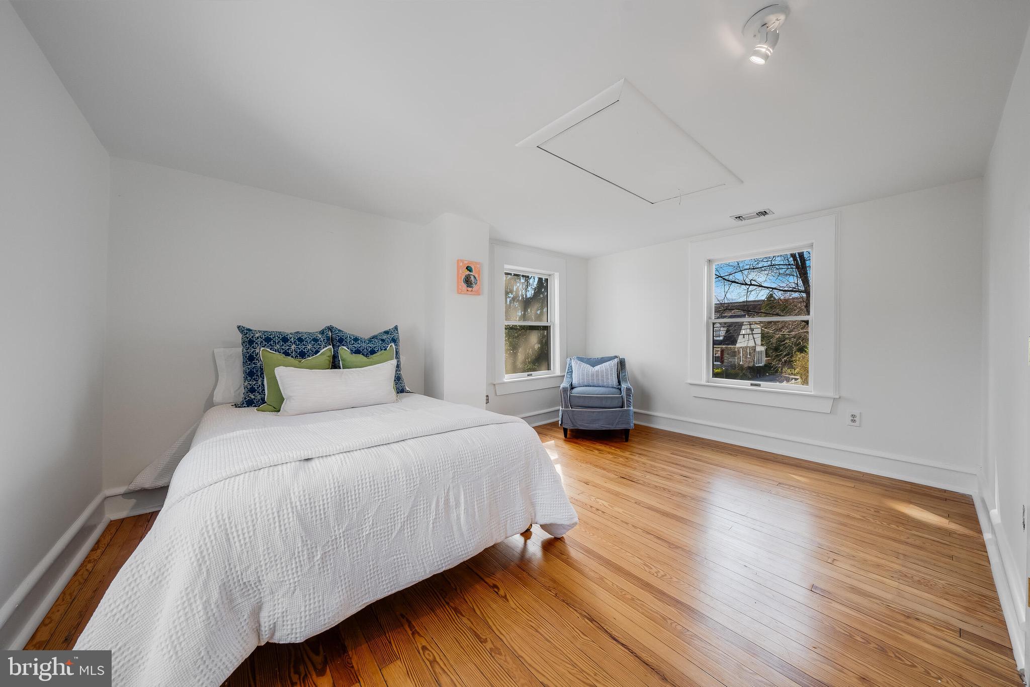 LEESBURG TOWN - Residential