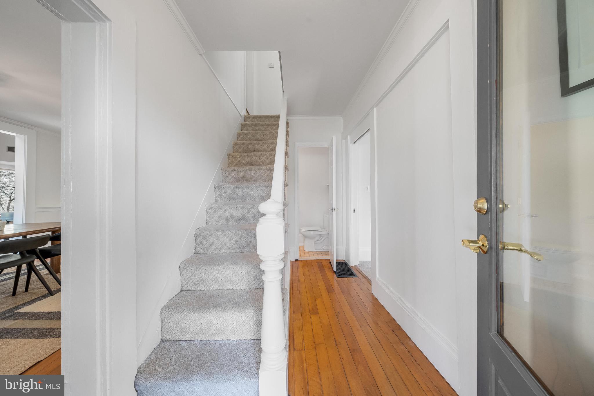 LEESBURG TOWN - Residential