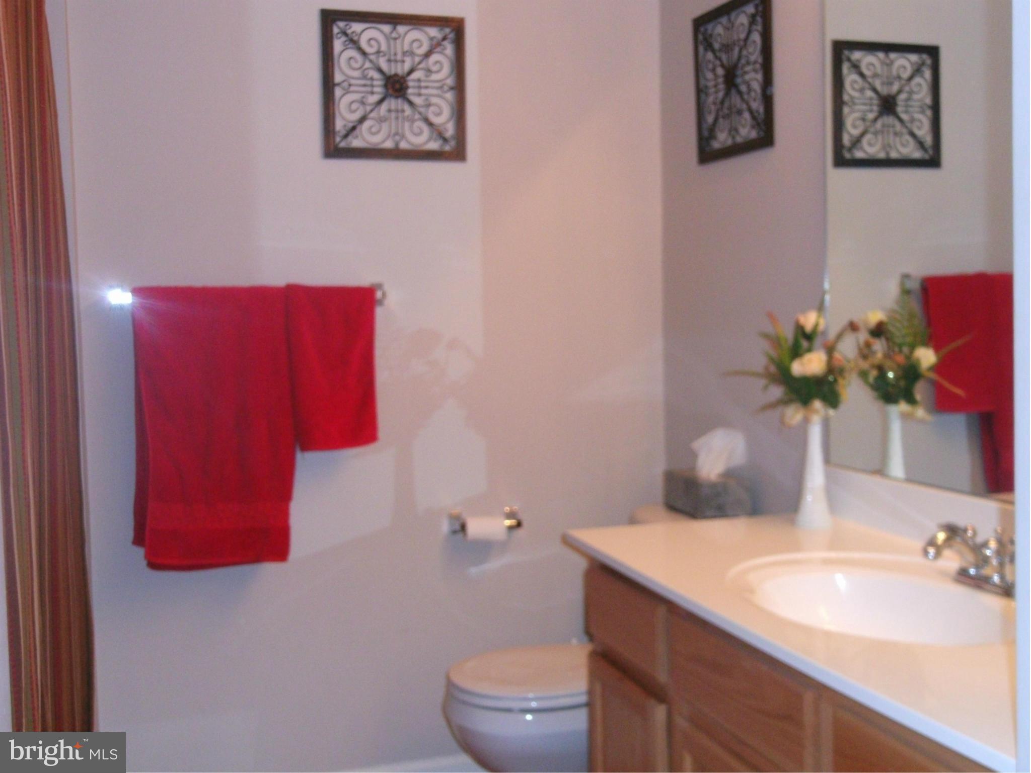 LAKELAND PLACE - Residential