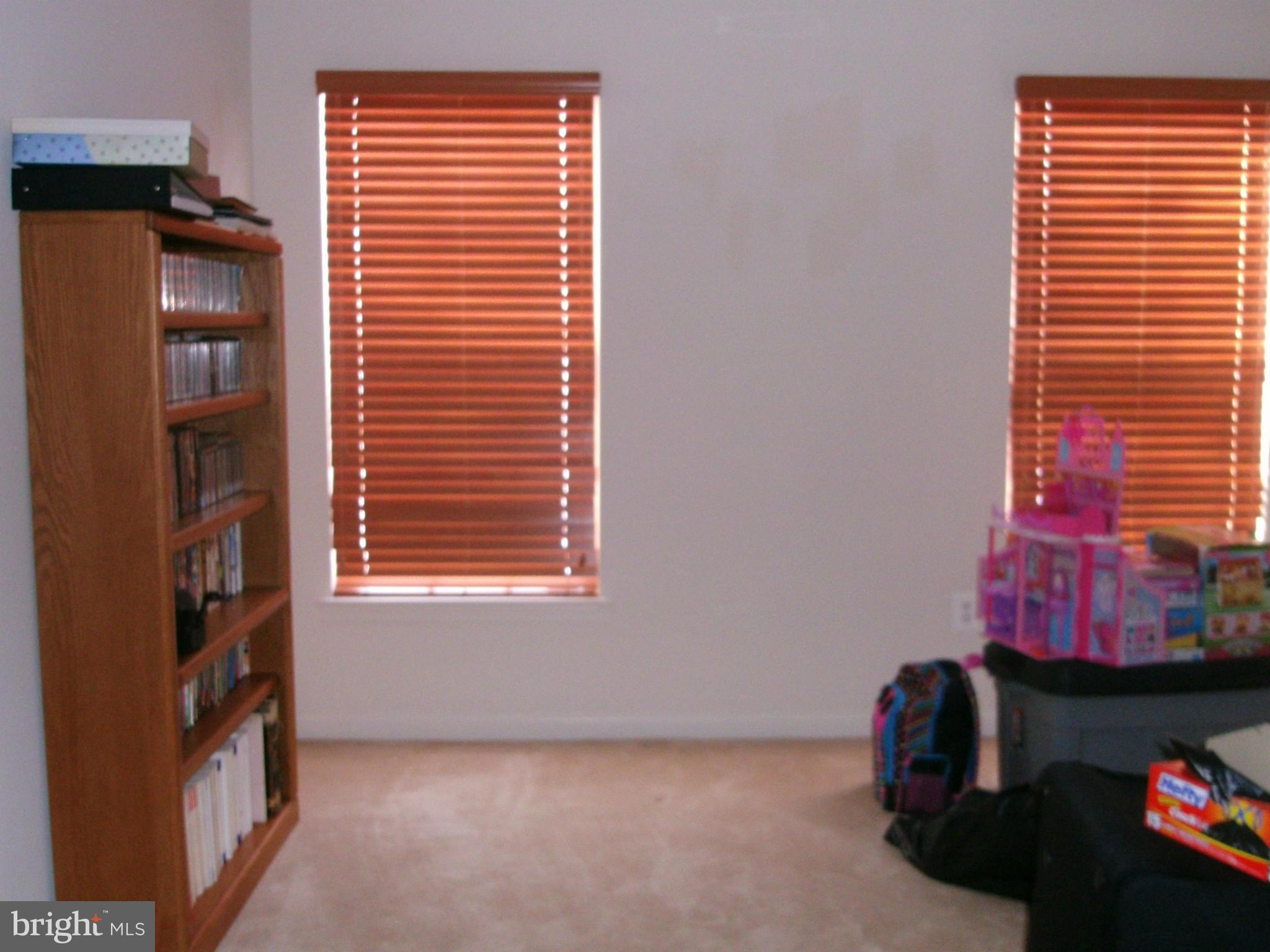 LAKELAND PLACE - Residential