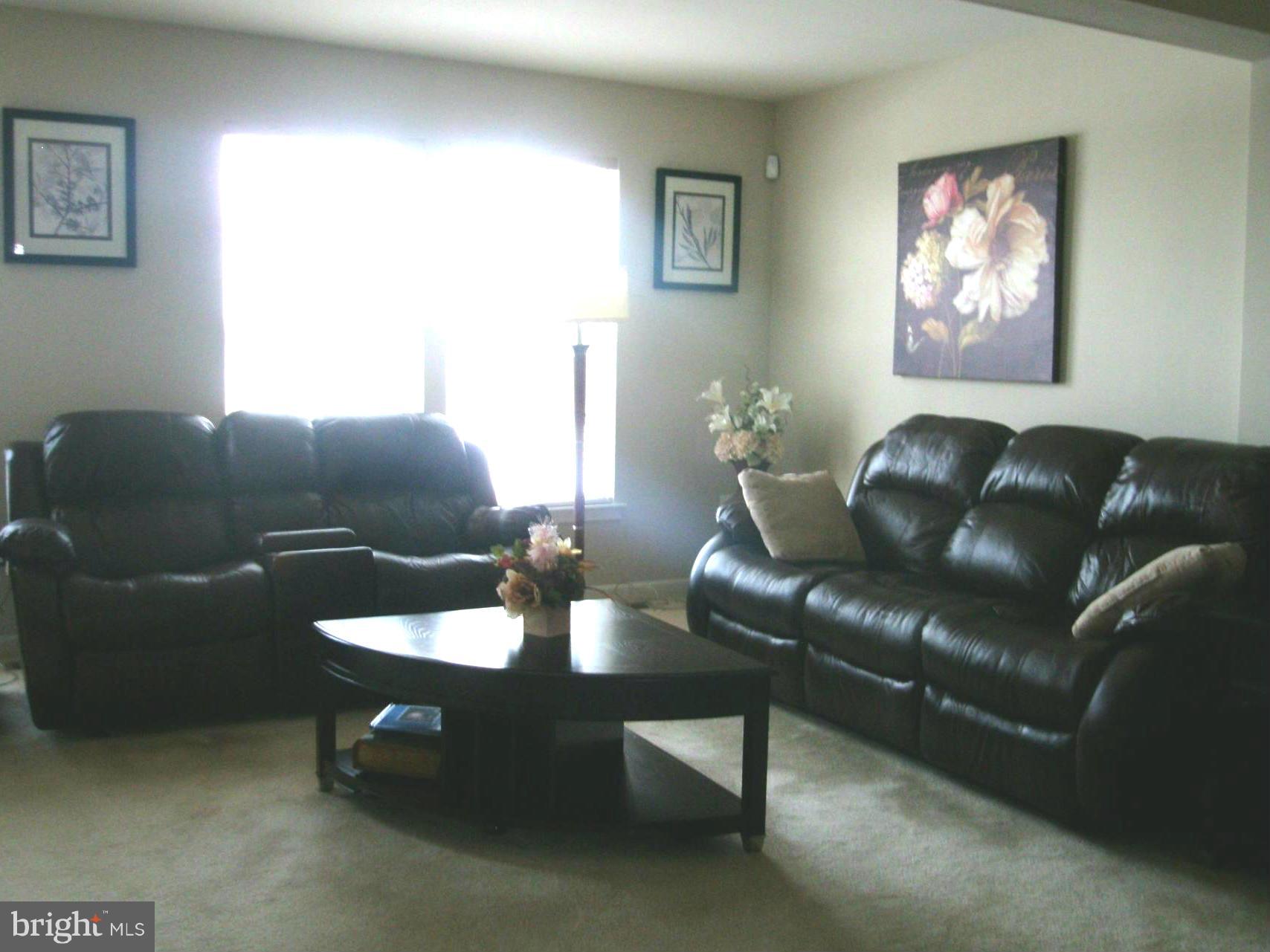 LAKELAND PLACE - Residential