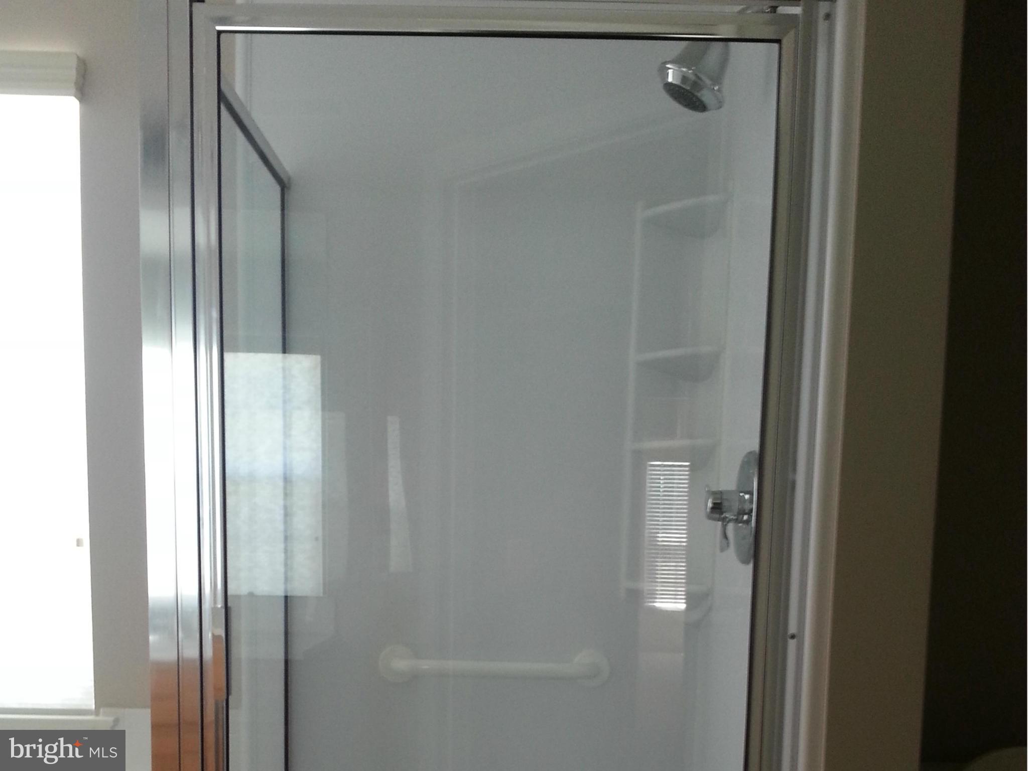 LAKELAND PLACE - Residential