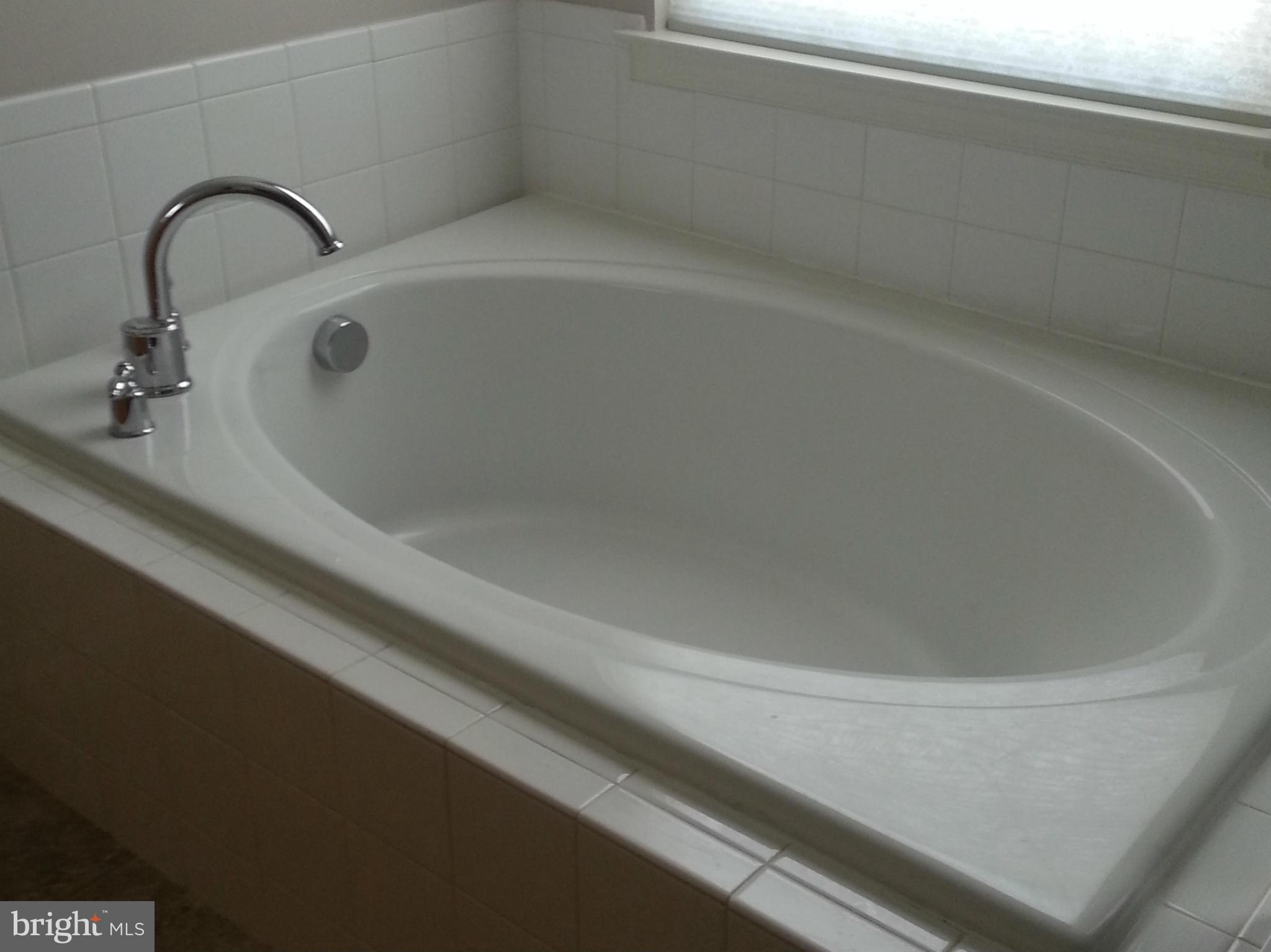 LAKELAND PLACE - Residential