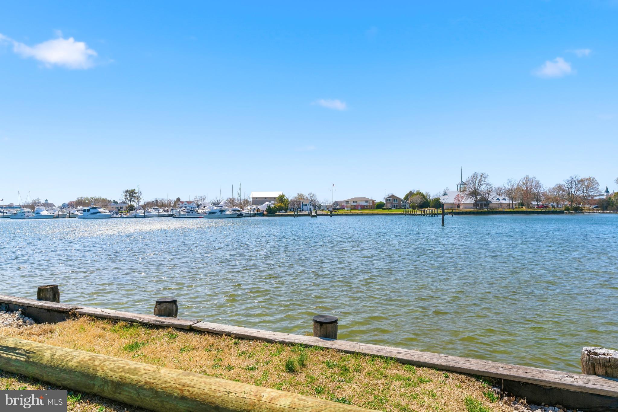 MILL CREEK CONDOMINIUMS - Residential