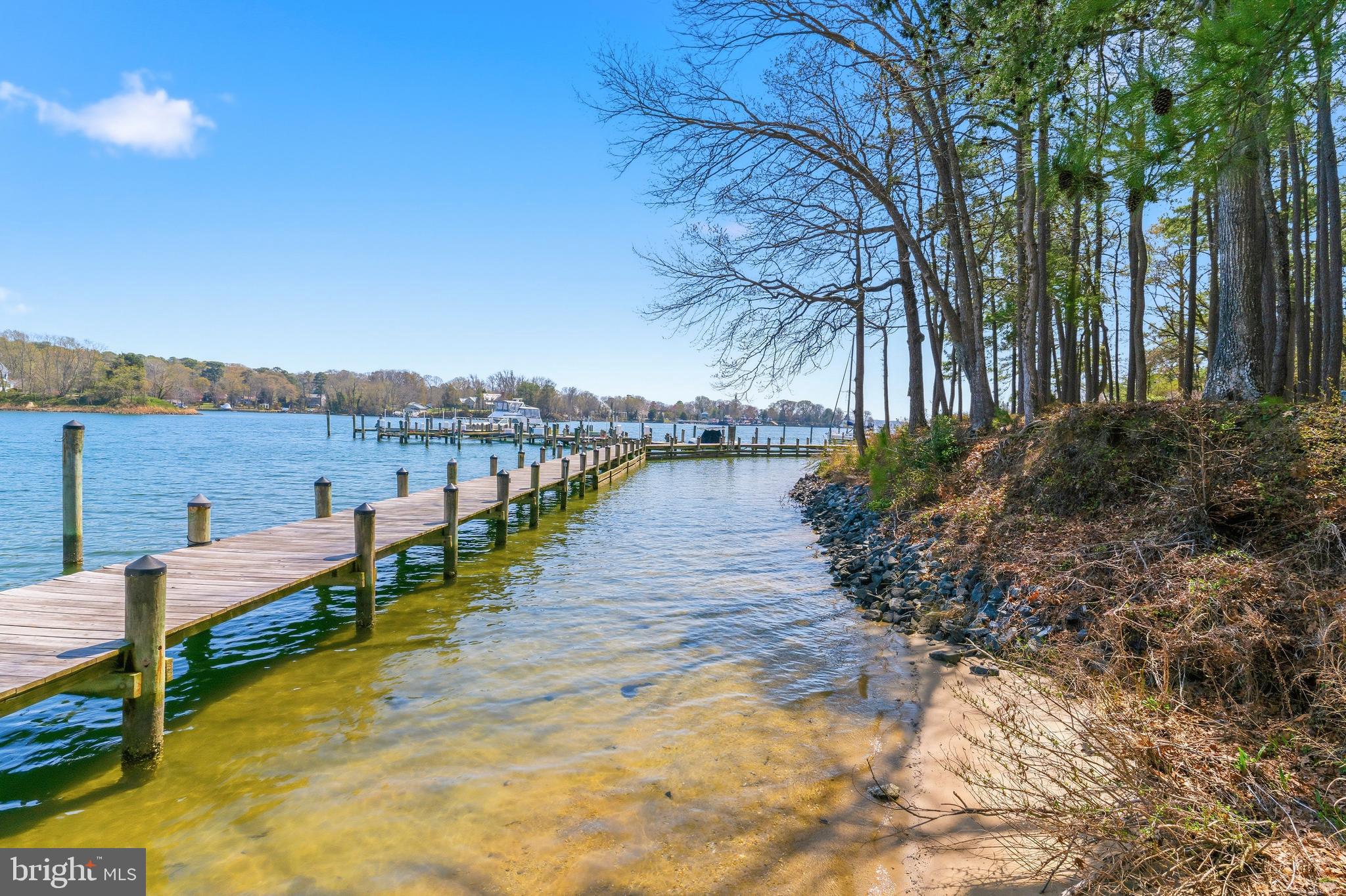 MILL CREEK CONDOMINIUMS - Residential