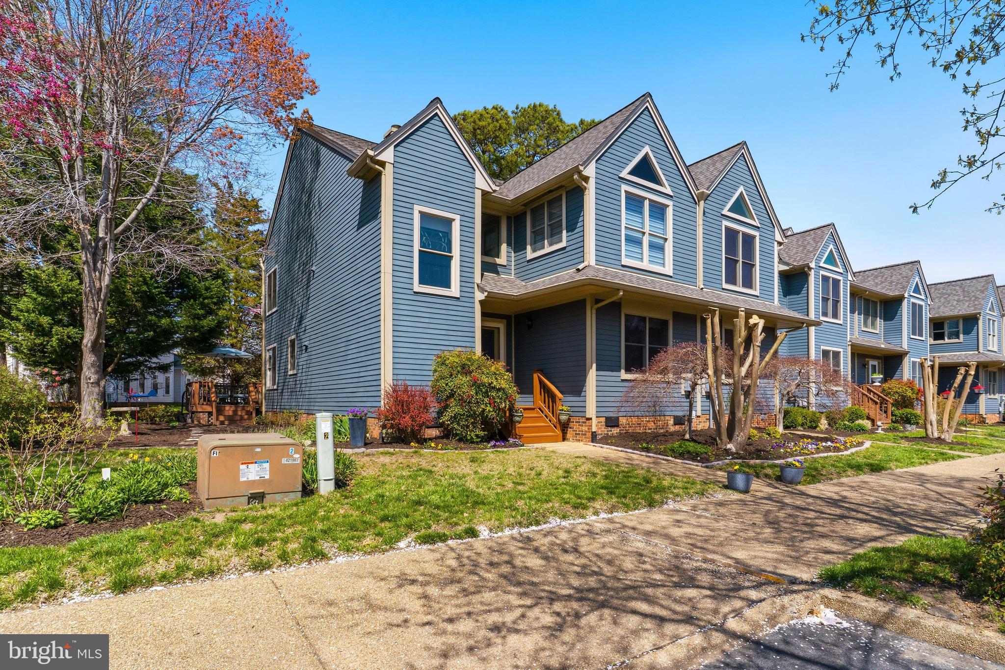 MILL CREEK CONDOMINIUMS - Residential