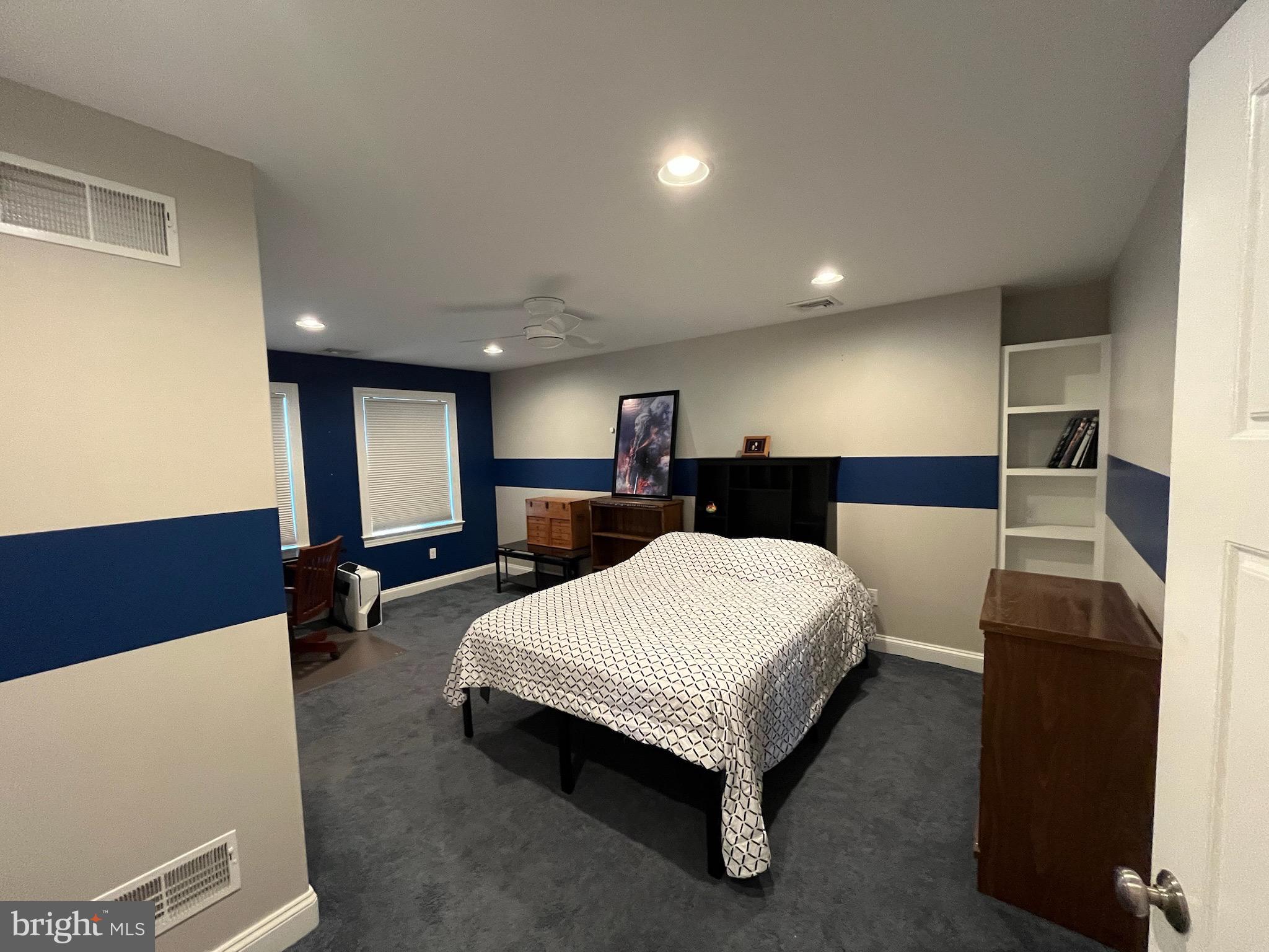 SUMMIT AT STONEMILL - Residential