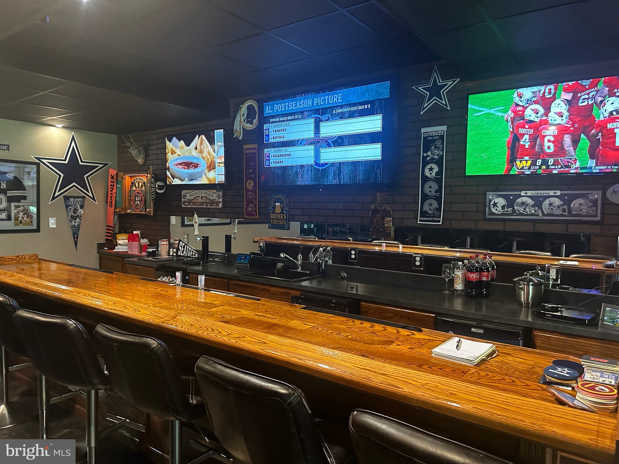 SUMMIT AT STONEMILL - Residential