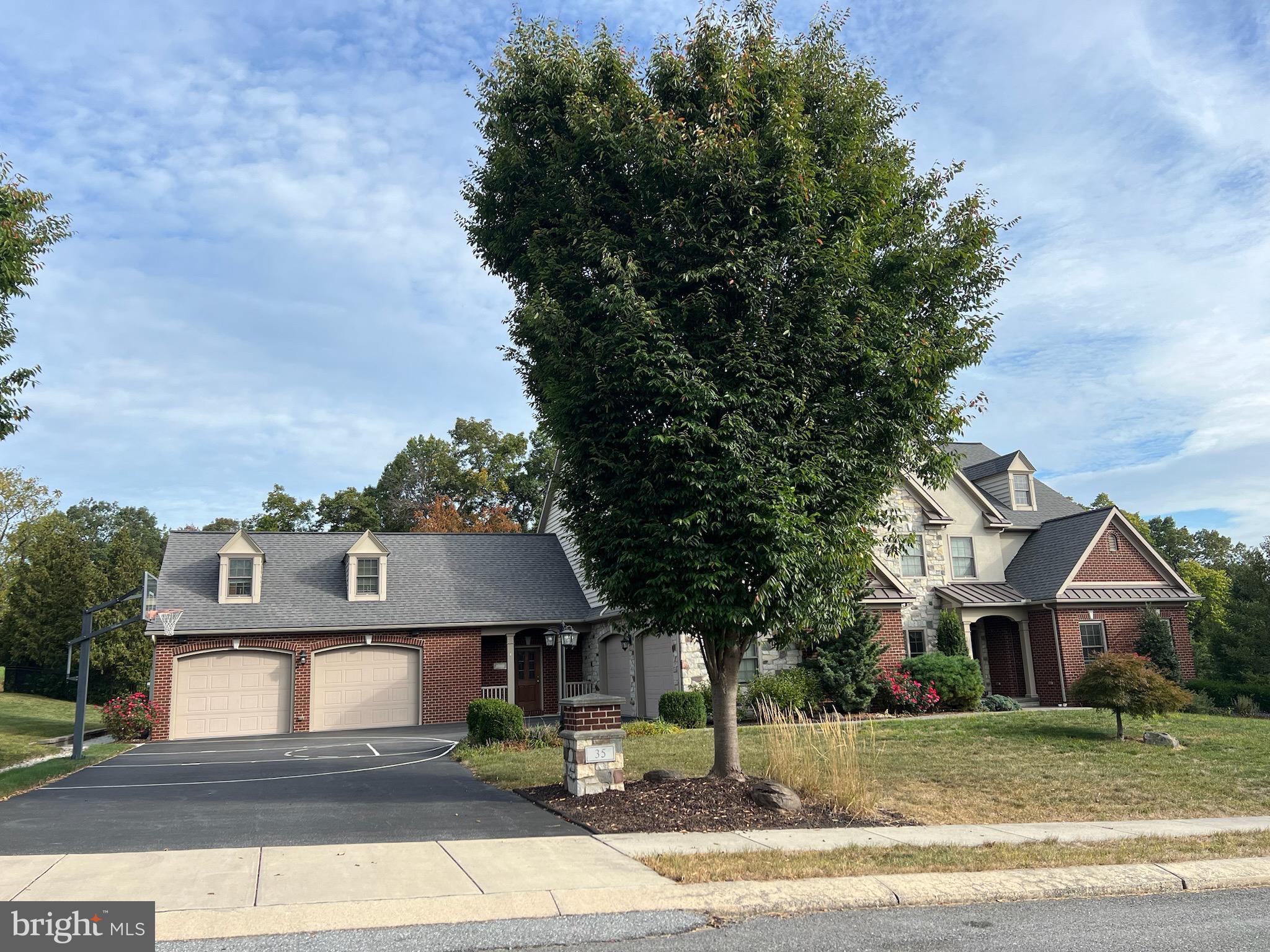 SUMMIT AT STONEMILL - Residential