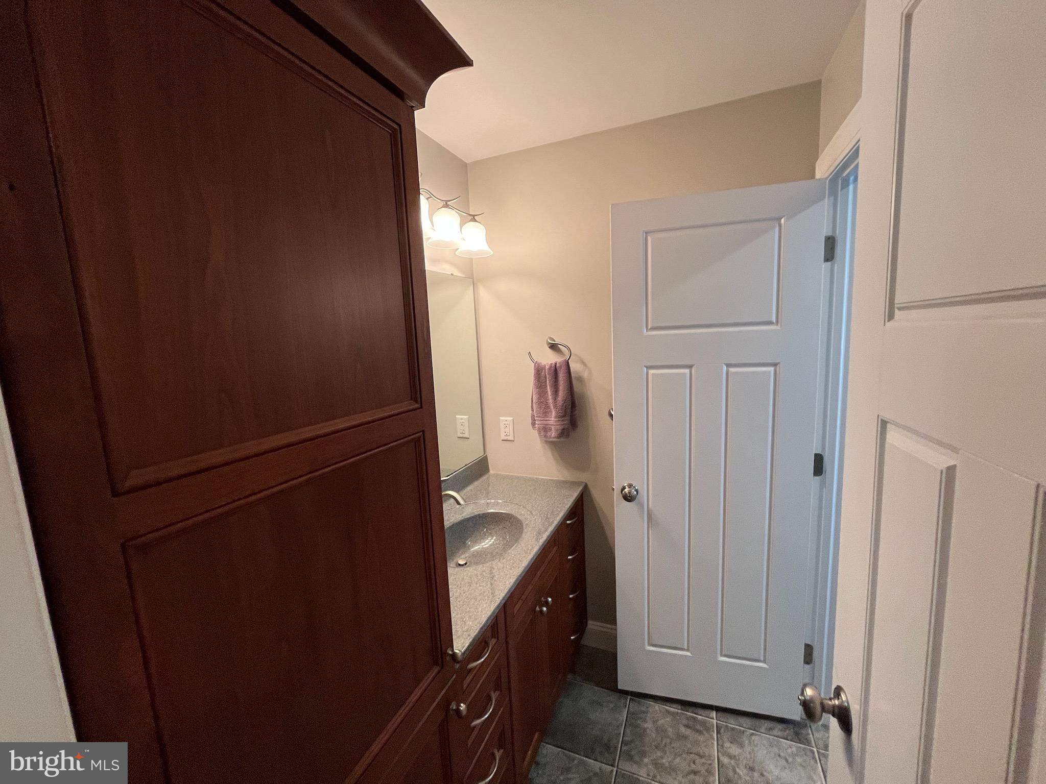 SUMMIT AT STONEMILL - Residential