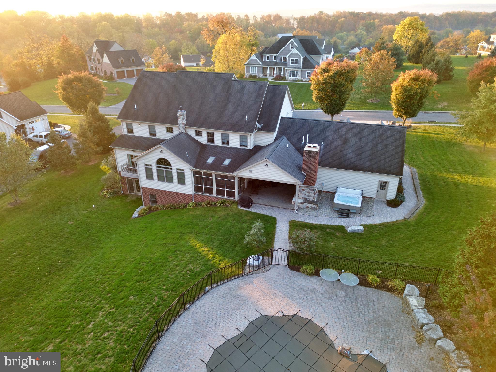 SUMMIT AT STONEMILL - Residential