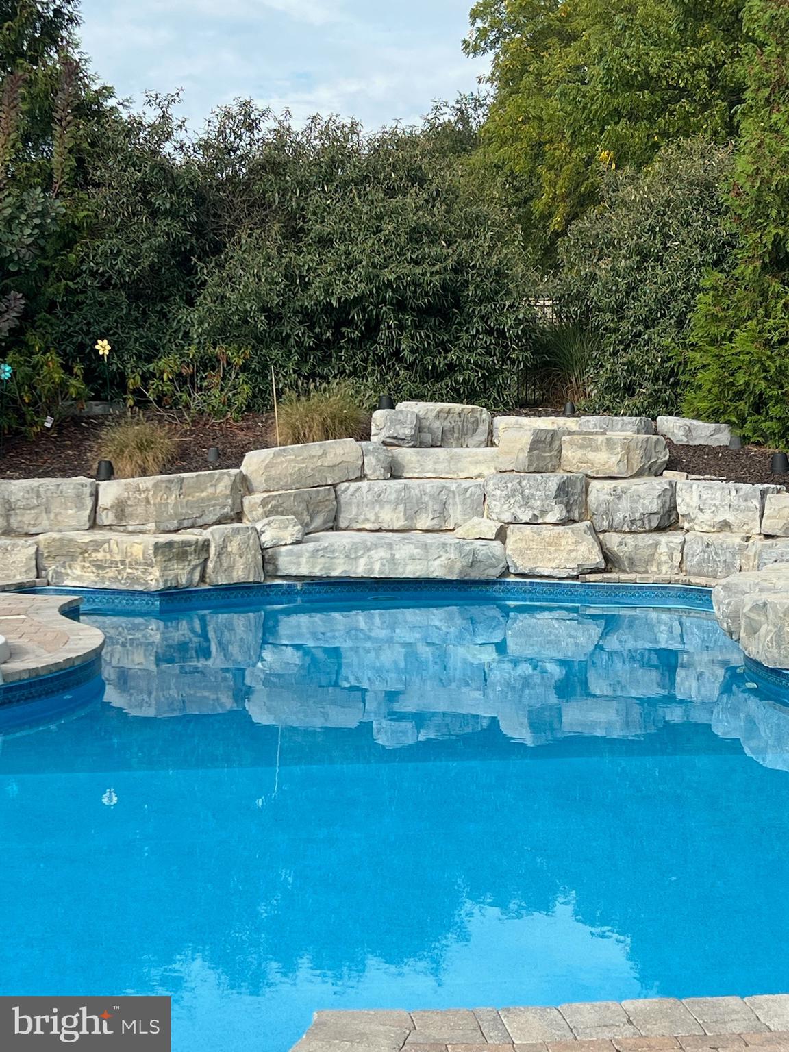 SUMMIT AT STONEMILL - Residential