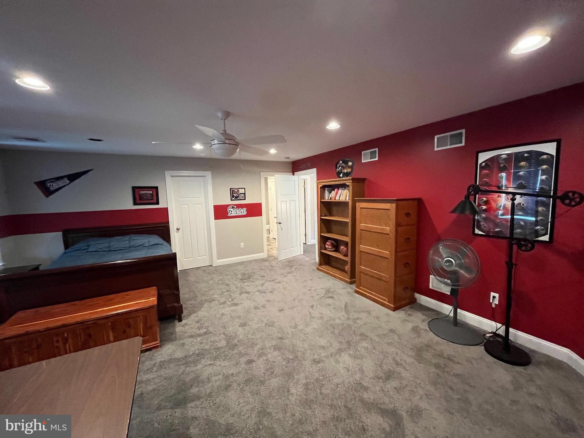 SUMMIT AT STONEMILL - Residential