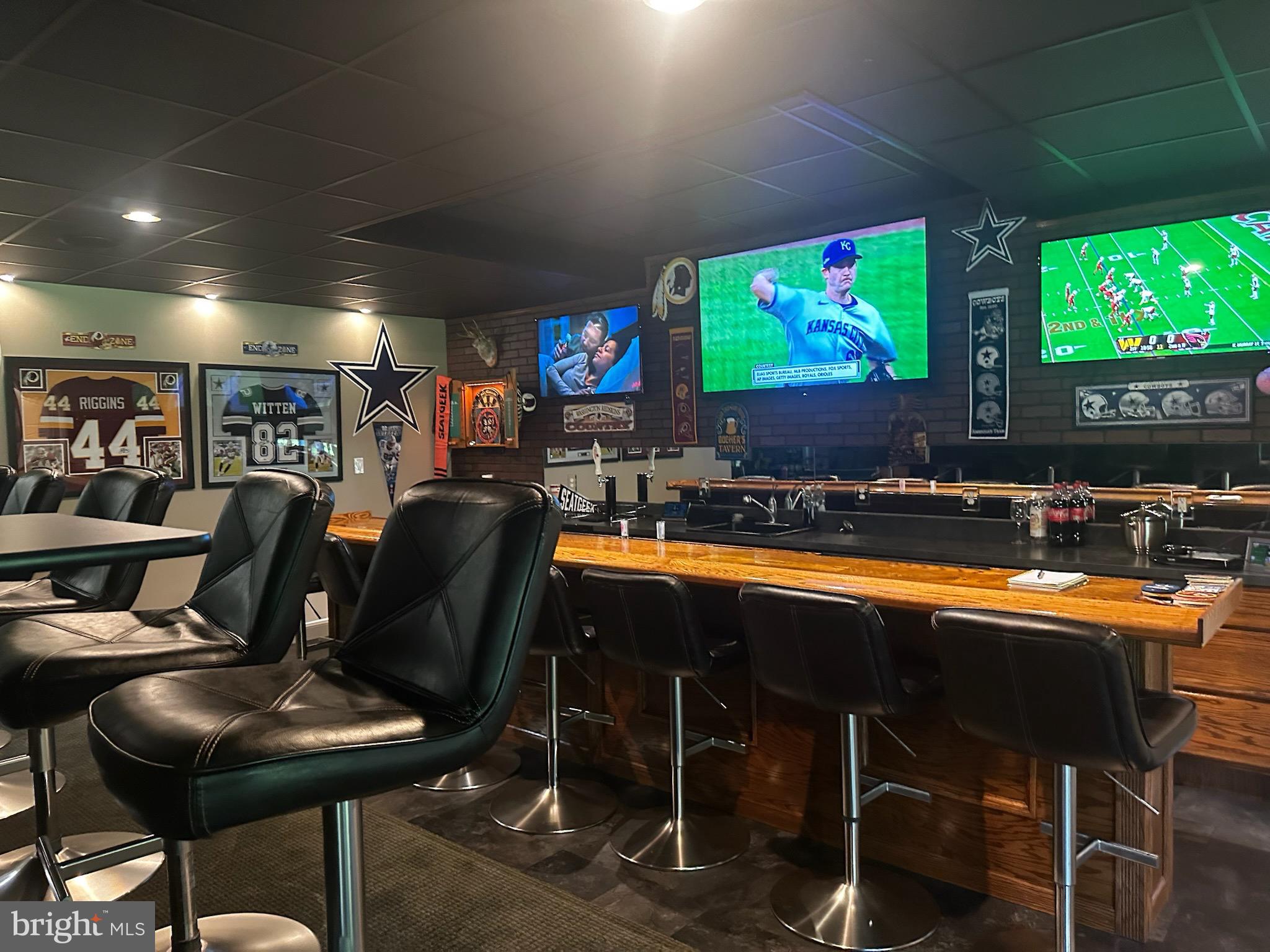 SUMMIT AT STONEMILL - Residential