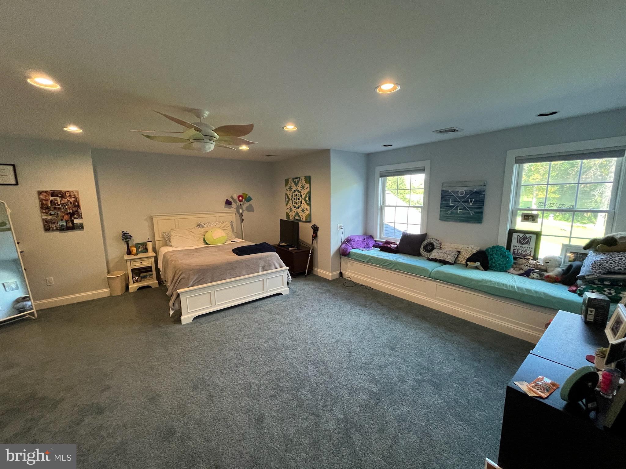 SUMMIT AT STONEMILL - Residential