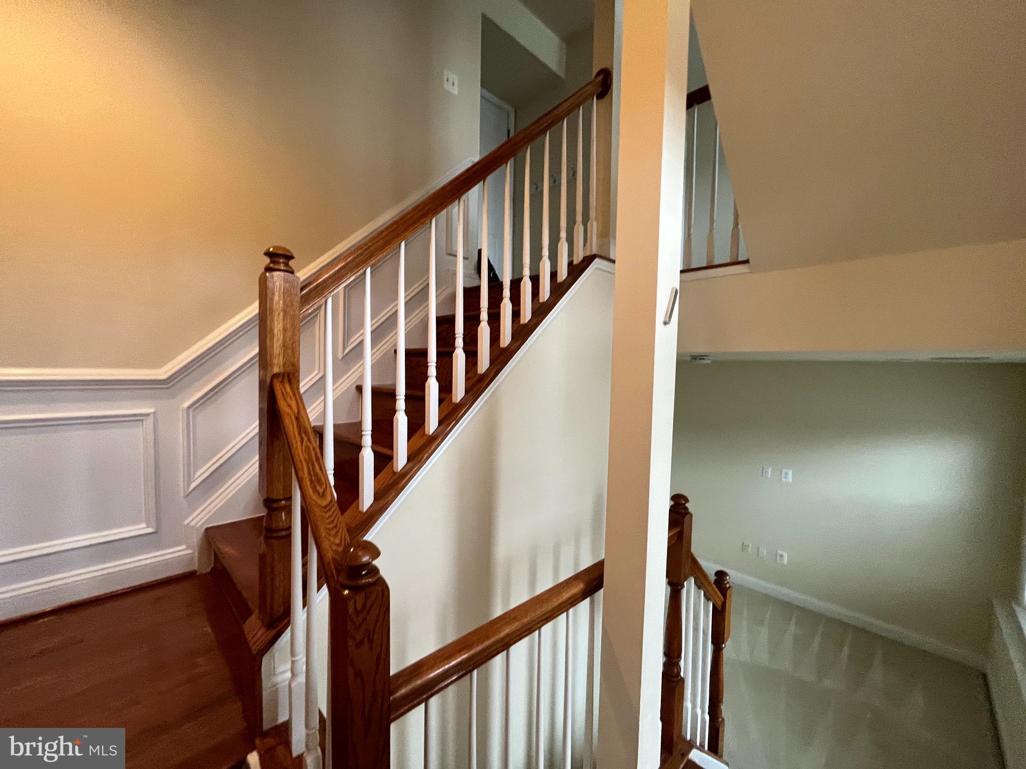 ALCOVA HEIGHTS - Residential Lease