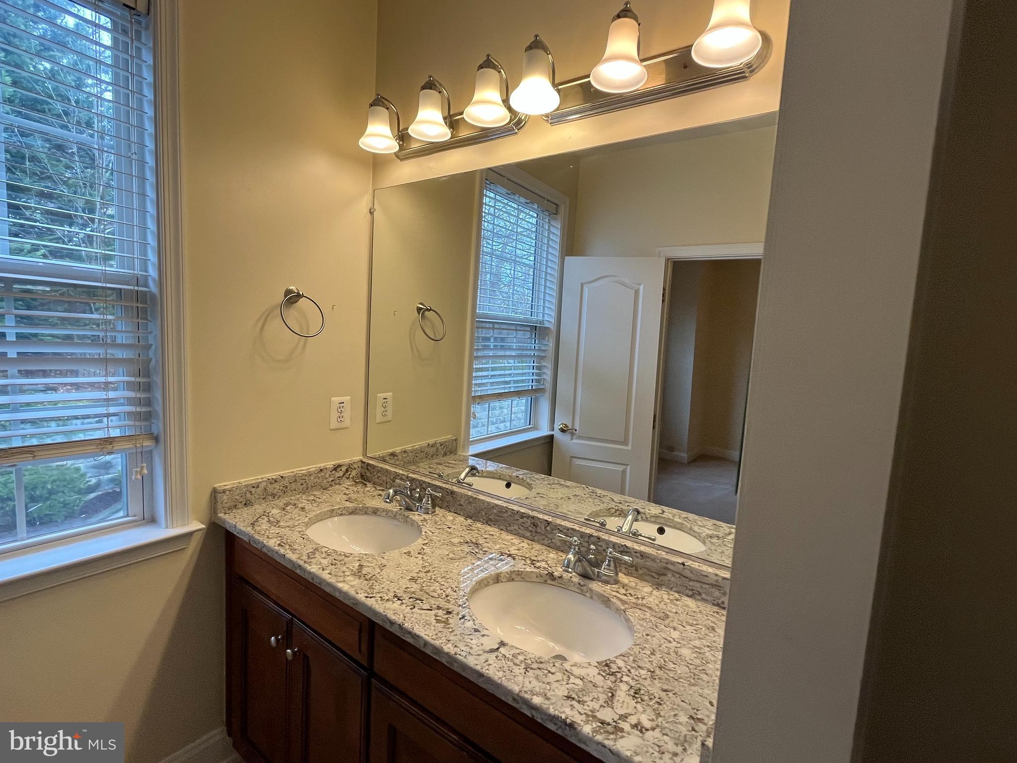 ALCOVA HEIGHTS - Residential Lease