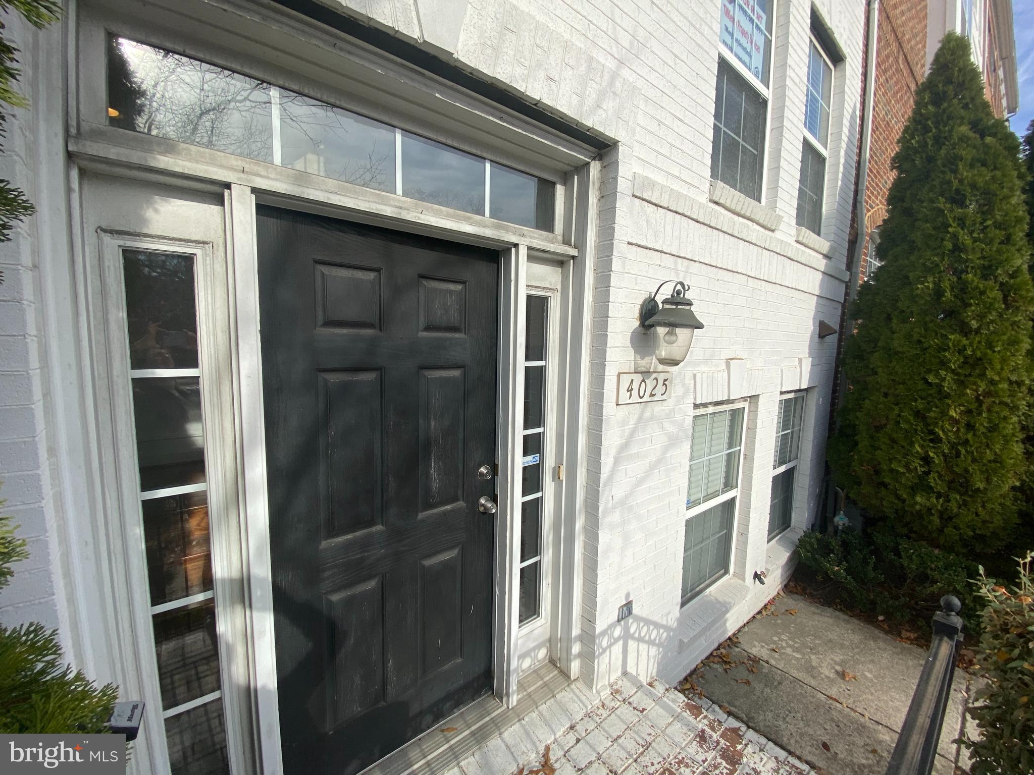 ALCOVA HEIGHTS - Residential Lease