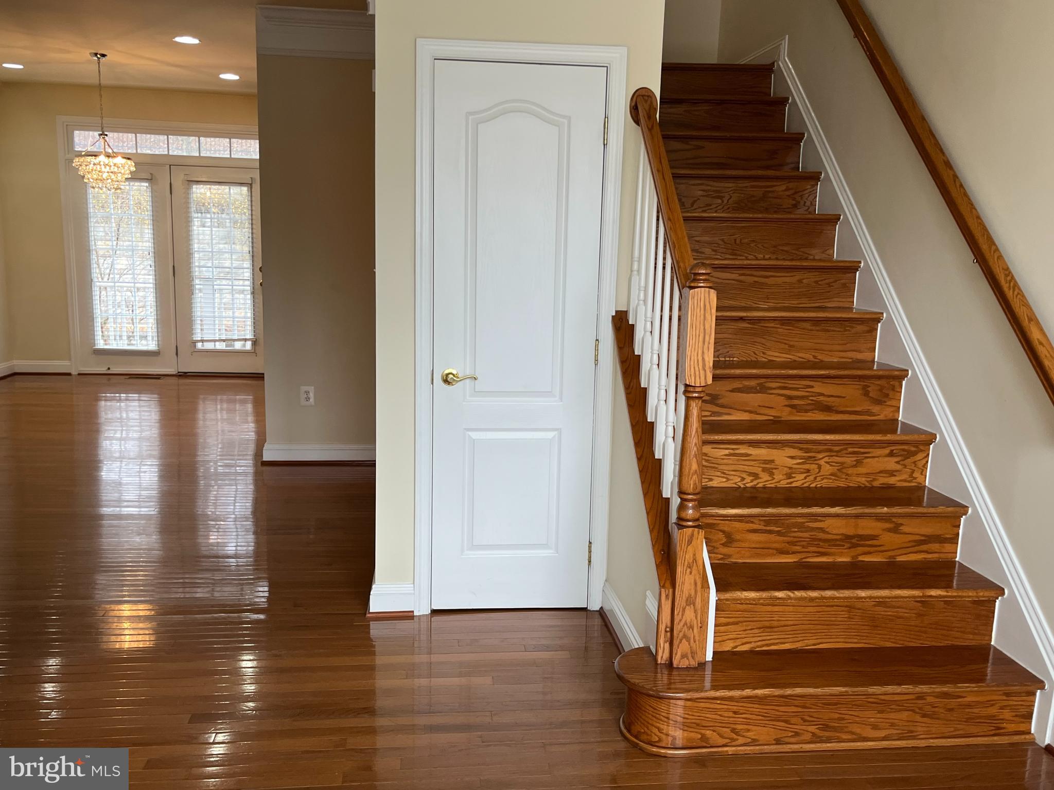 ALCOVA HEIGHTS - Residential Lease