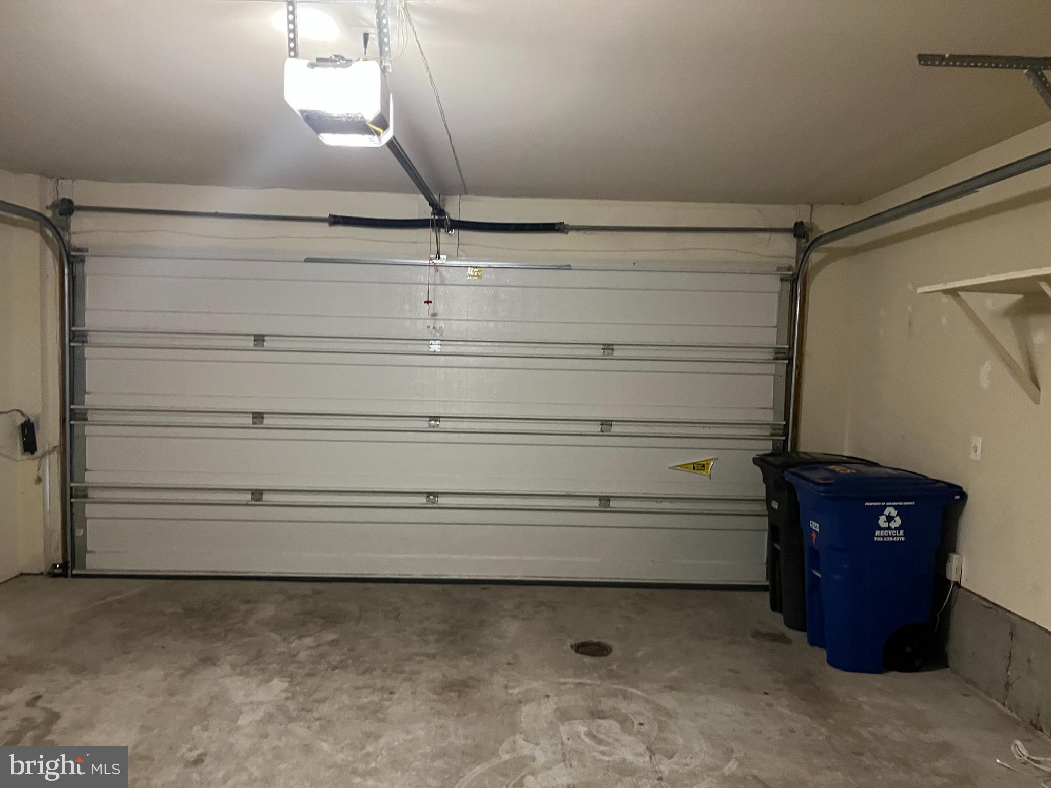 ALCOVA HEIGHTS - Residential Lease