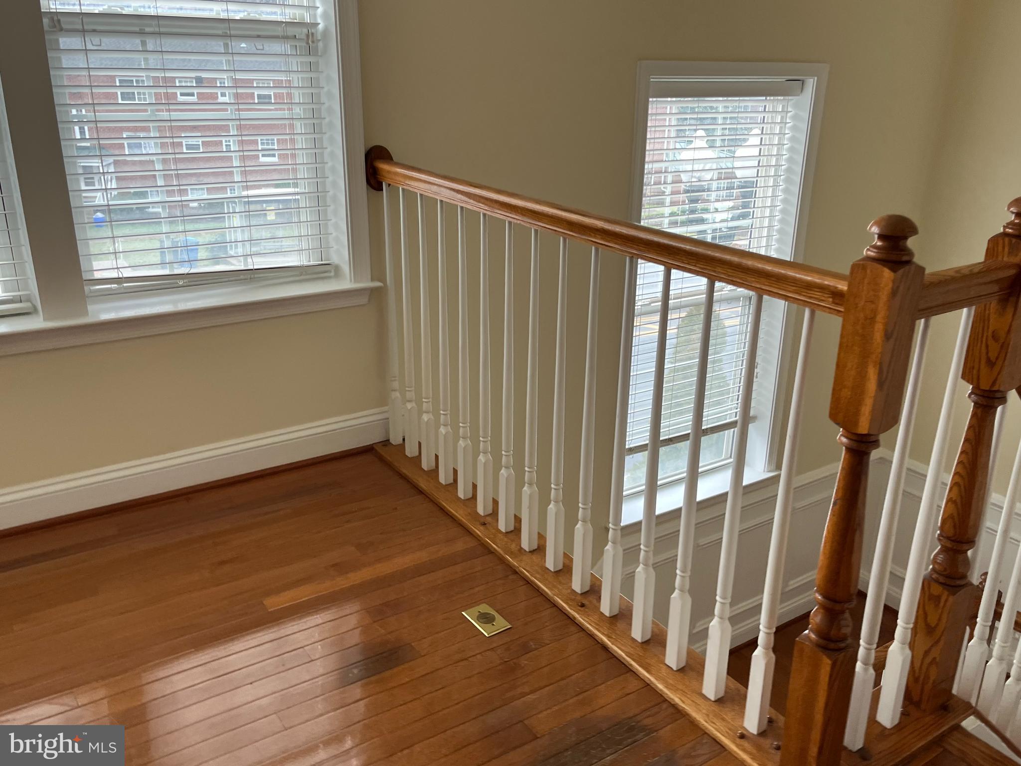 ALCOVA HEIGHTS - Residential Lease