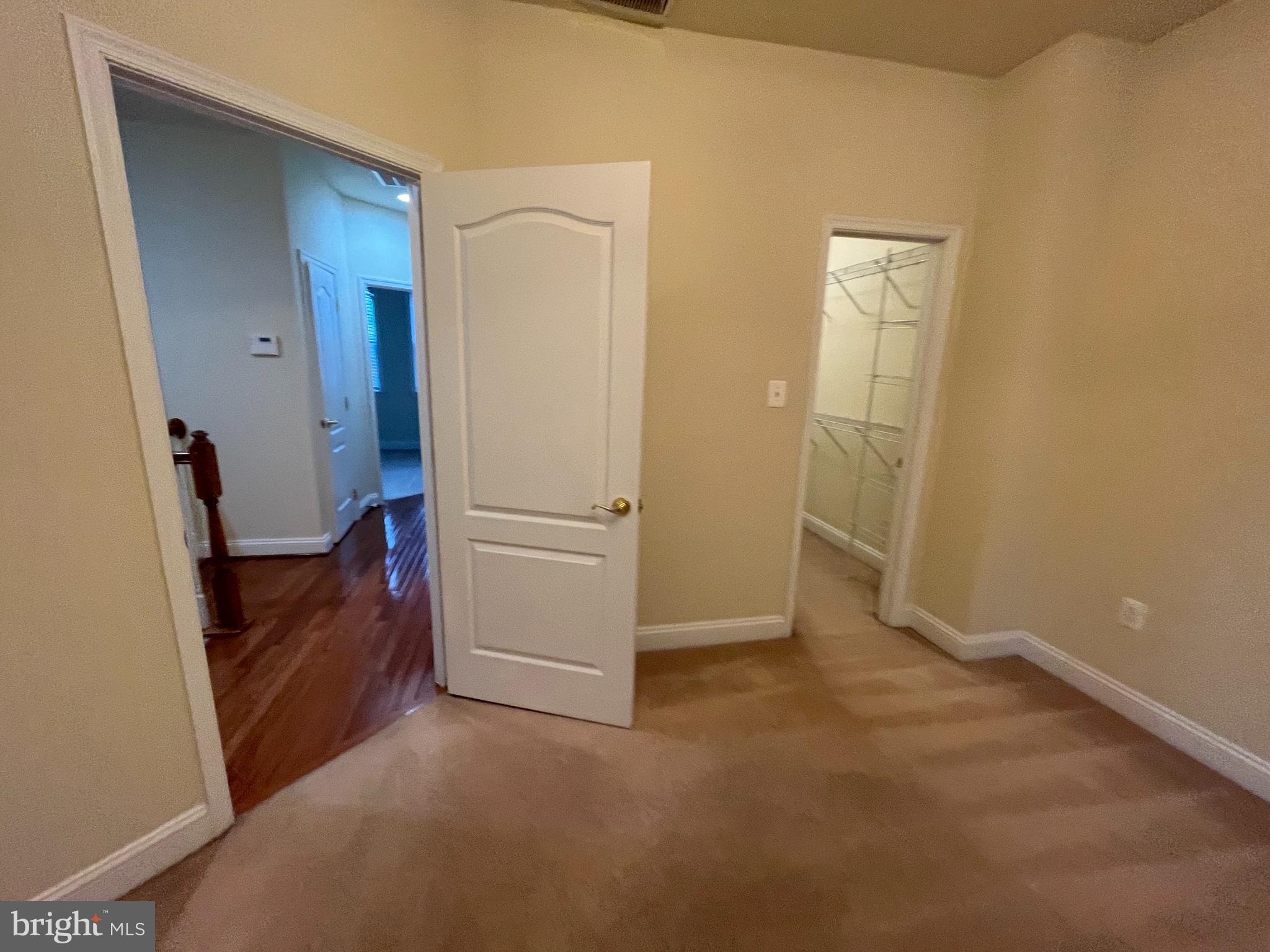 ALCOVA HEIGHTS - Residential Lease