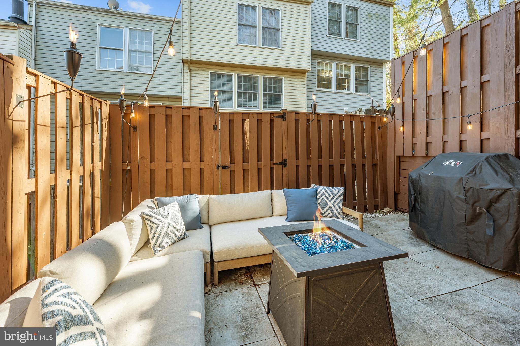 BARCROFT TOWNHOME - Residential