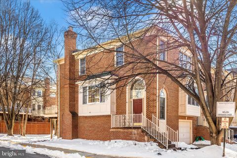 Photo of 10134 Sterling Terrace, ROCKVILLE, MD 20850 (MLS # MDMC2214760)