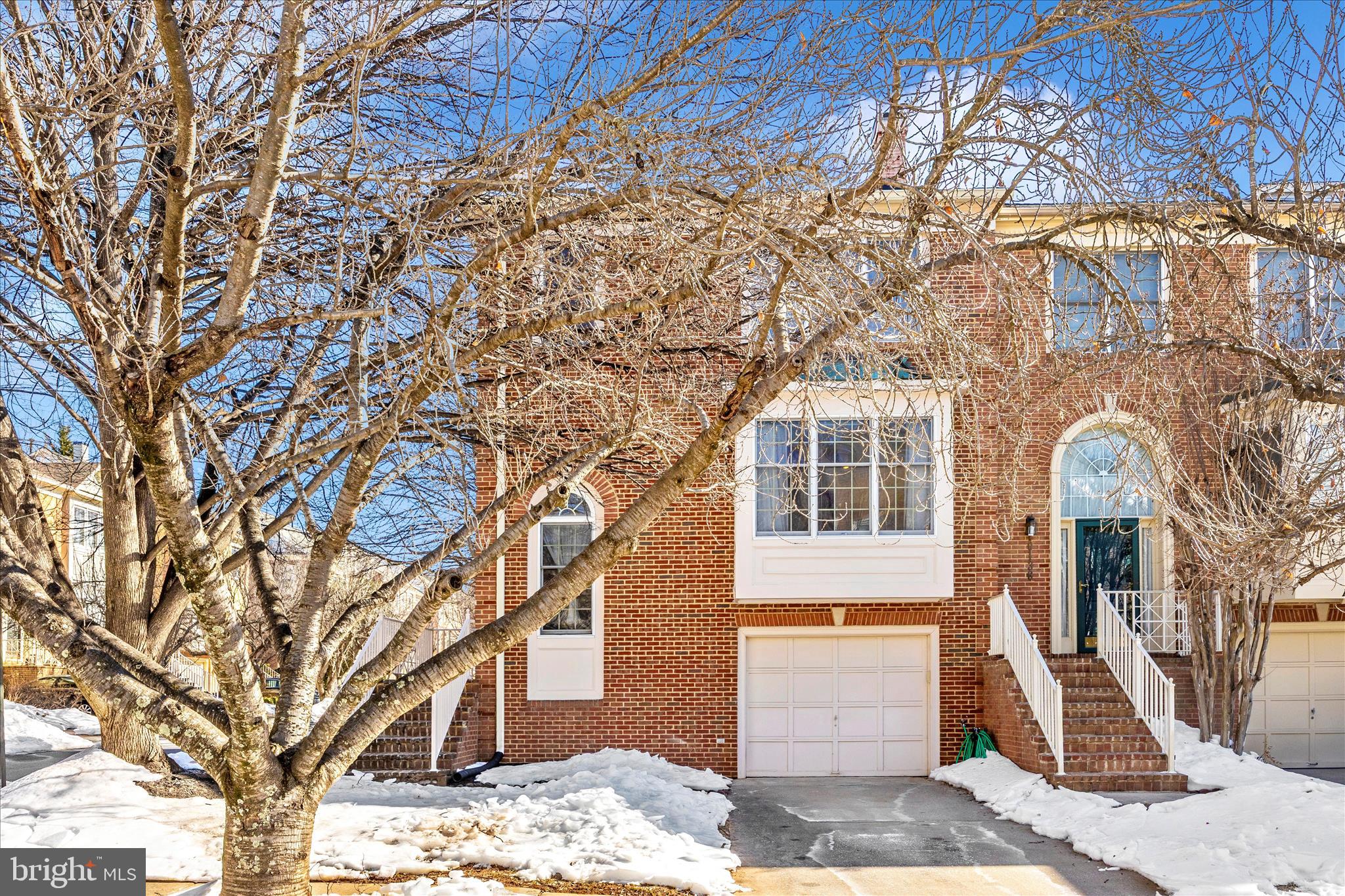 10134 STERLING TERRACE