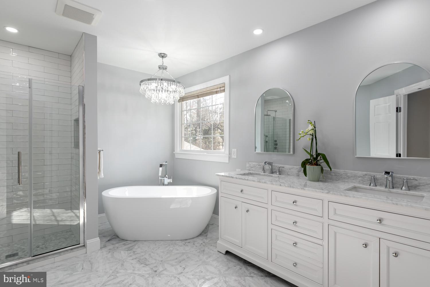 TIMBERLAKE ESTATES - Residential