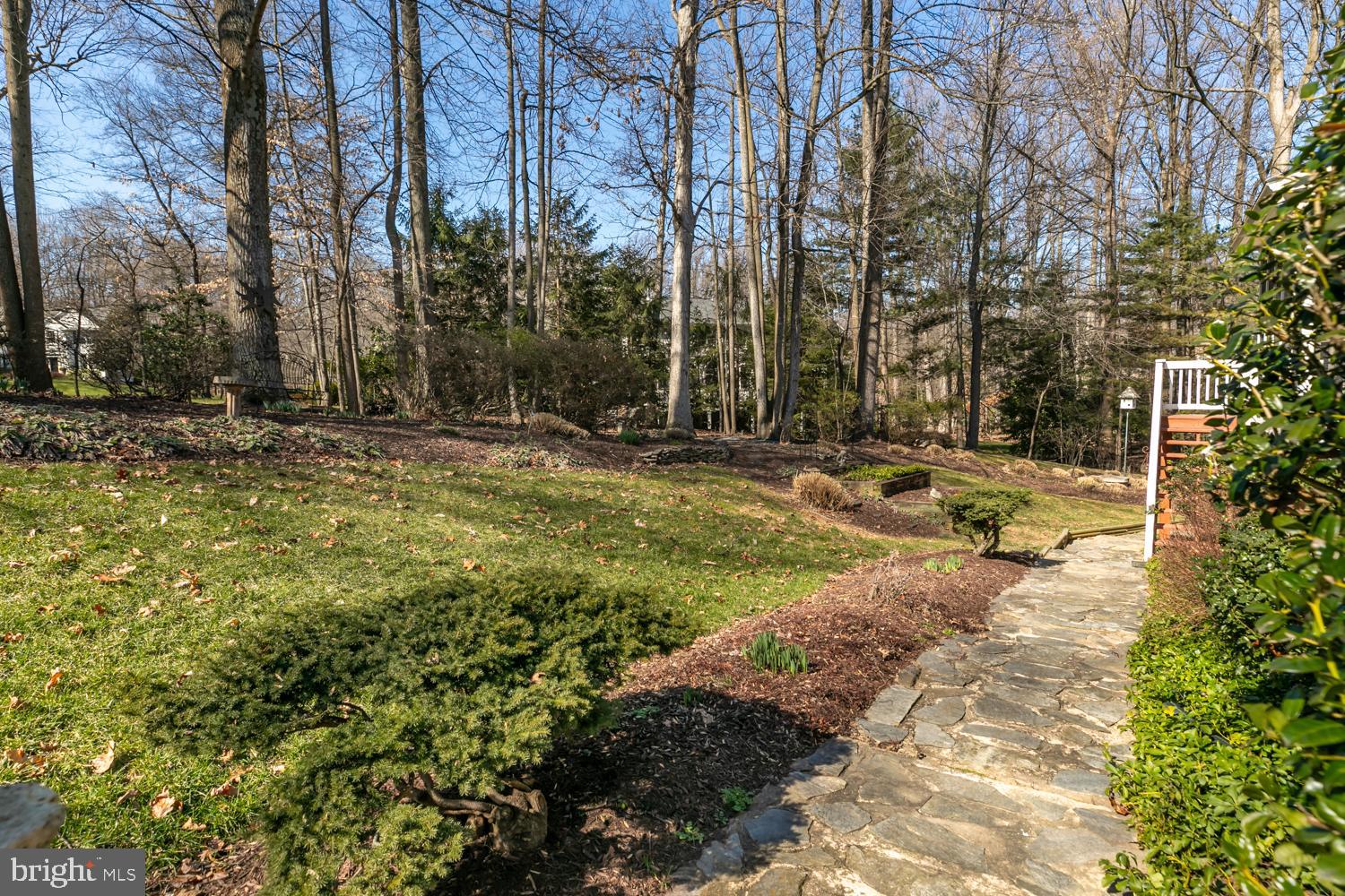 TIMBERLAKE ESTATES - Residential