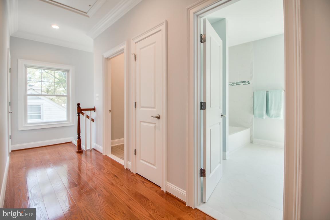 WESTLAWN - Residential