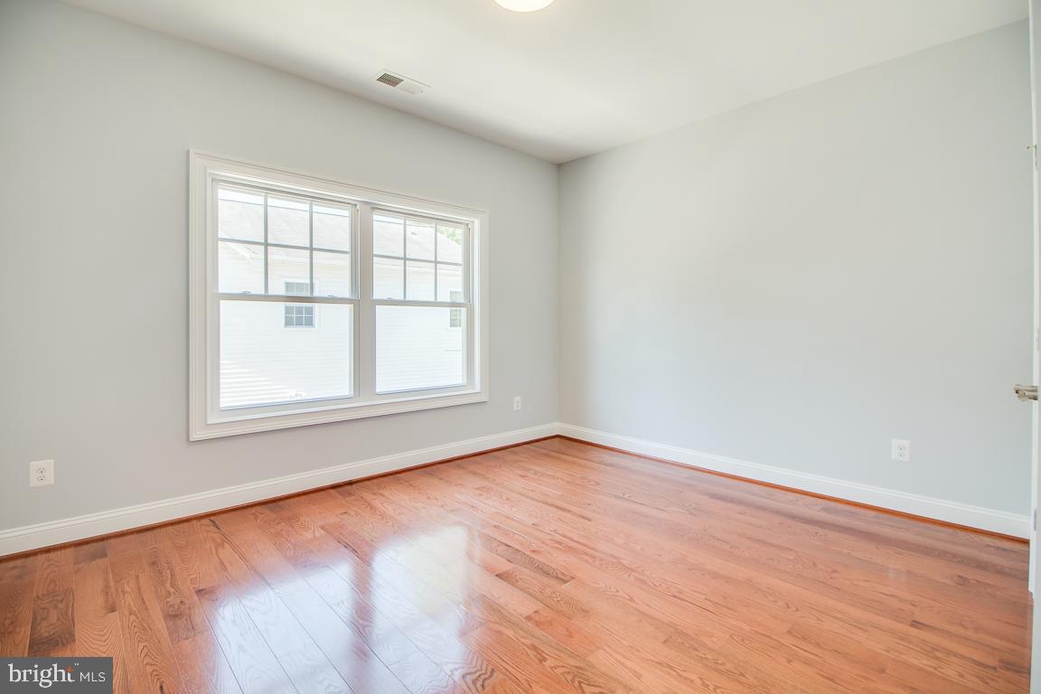 WESTLAWN - Residential