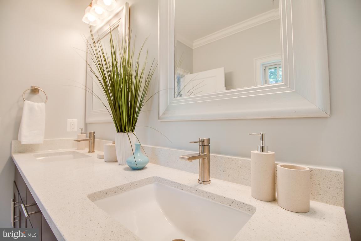 WESTLAWN - Residential