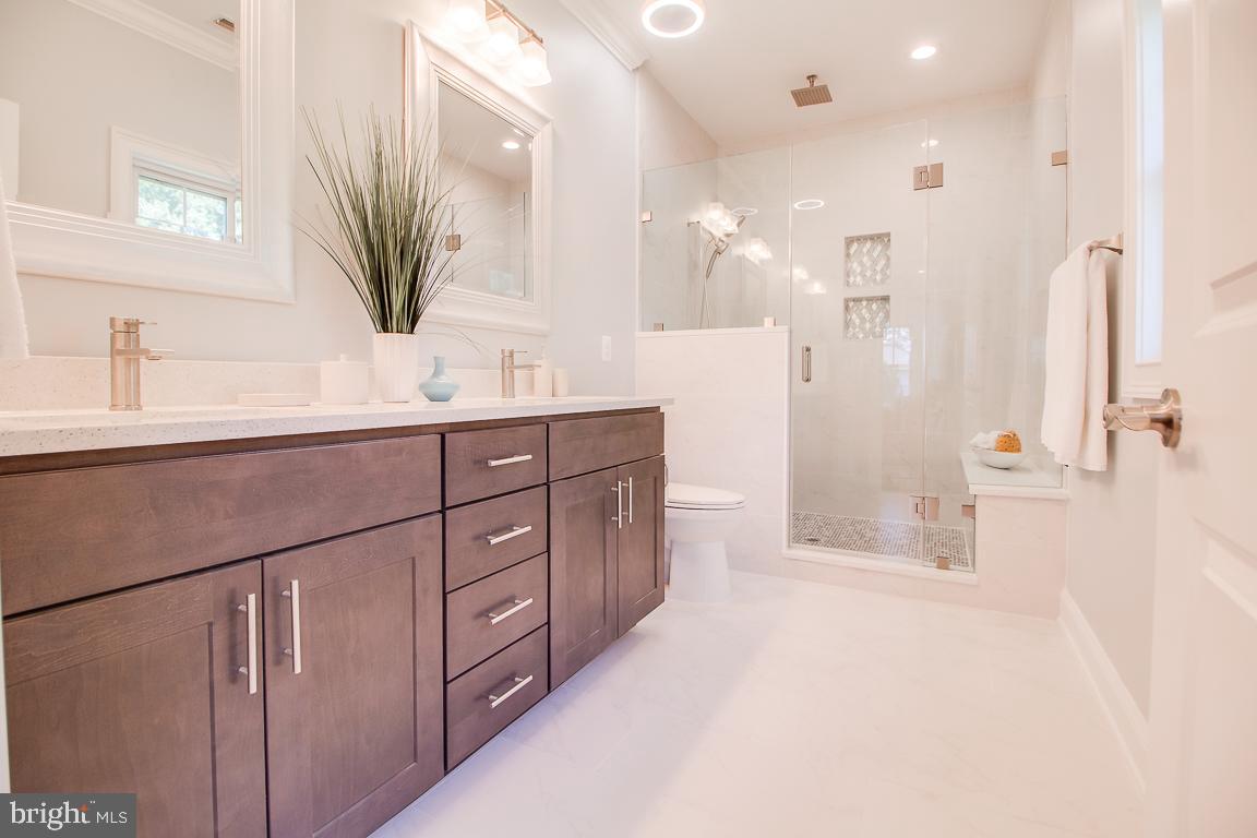 WESTLAWN - Residential