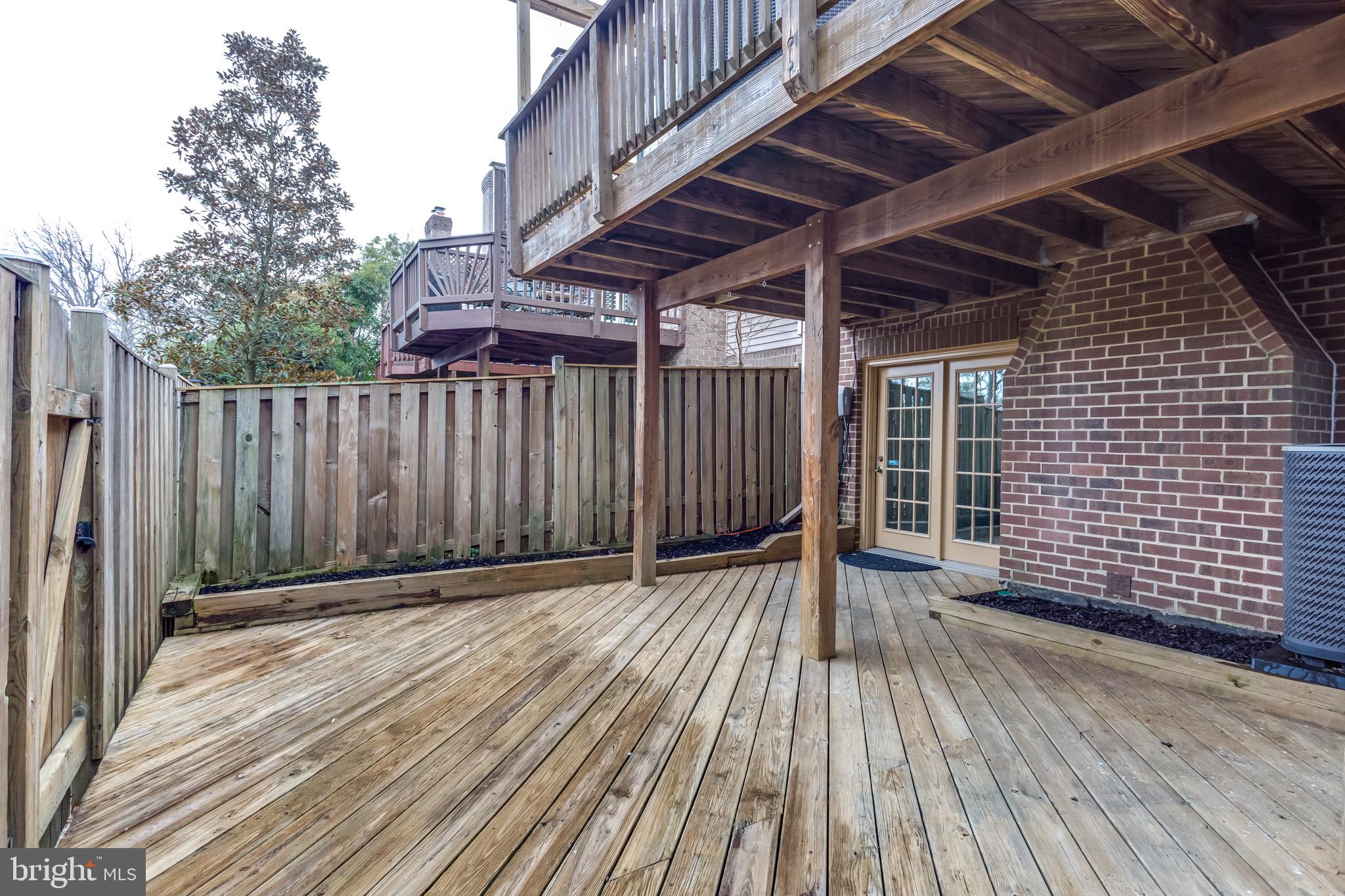 KINGSTOWNE - Residential