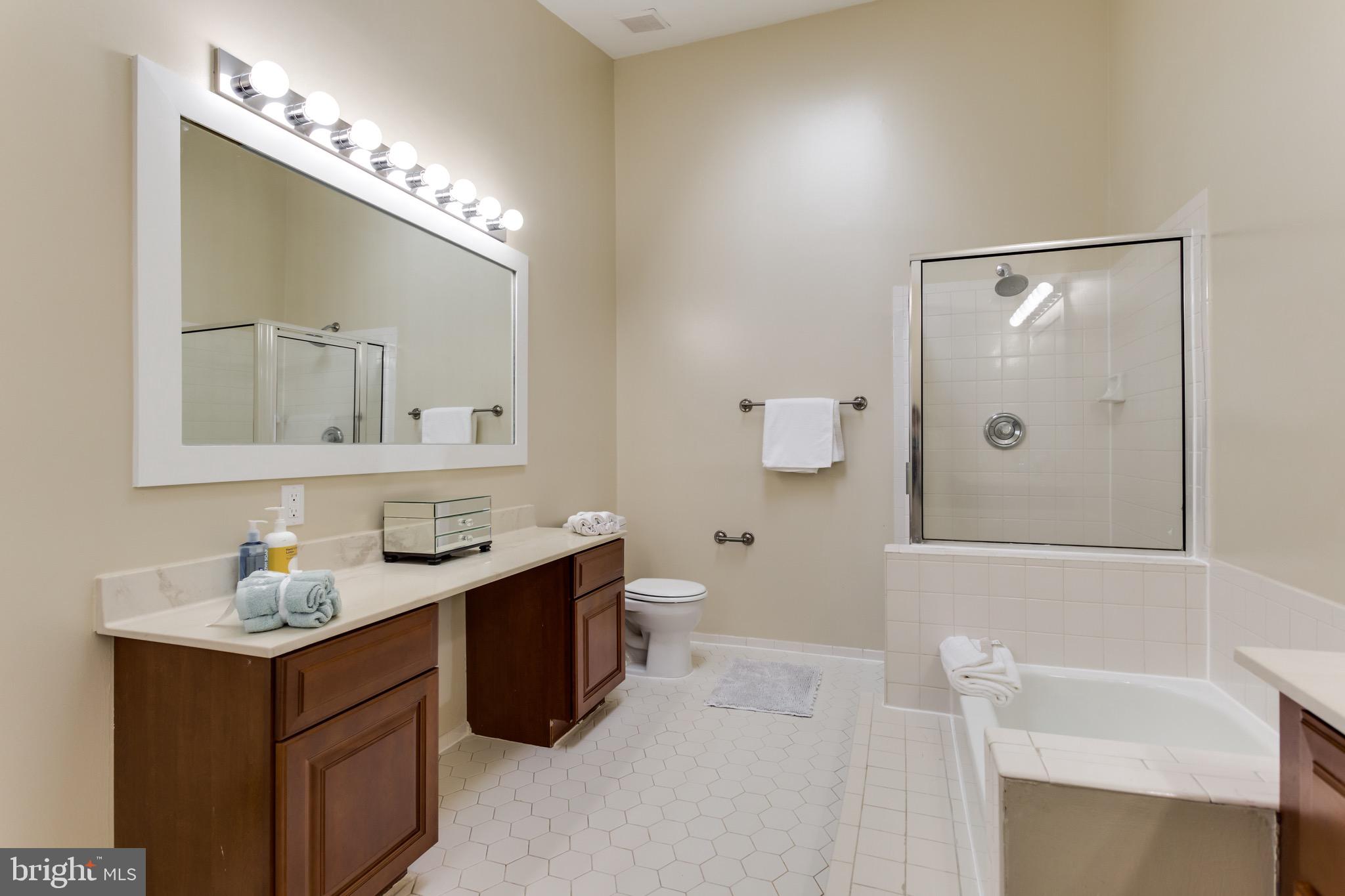 KINGSTOWNE - Residential