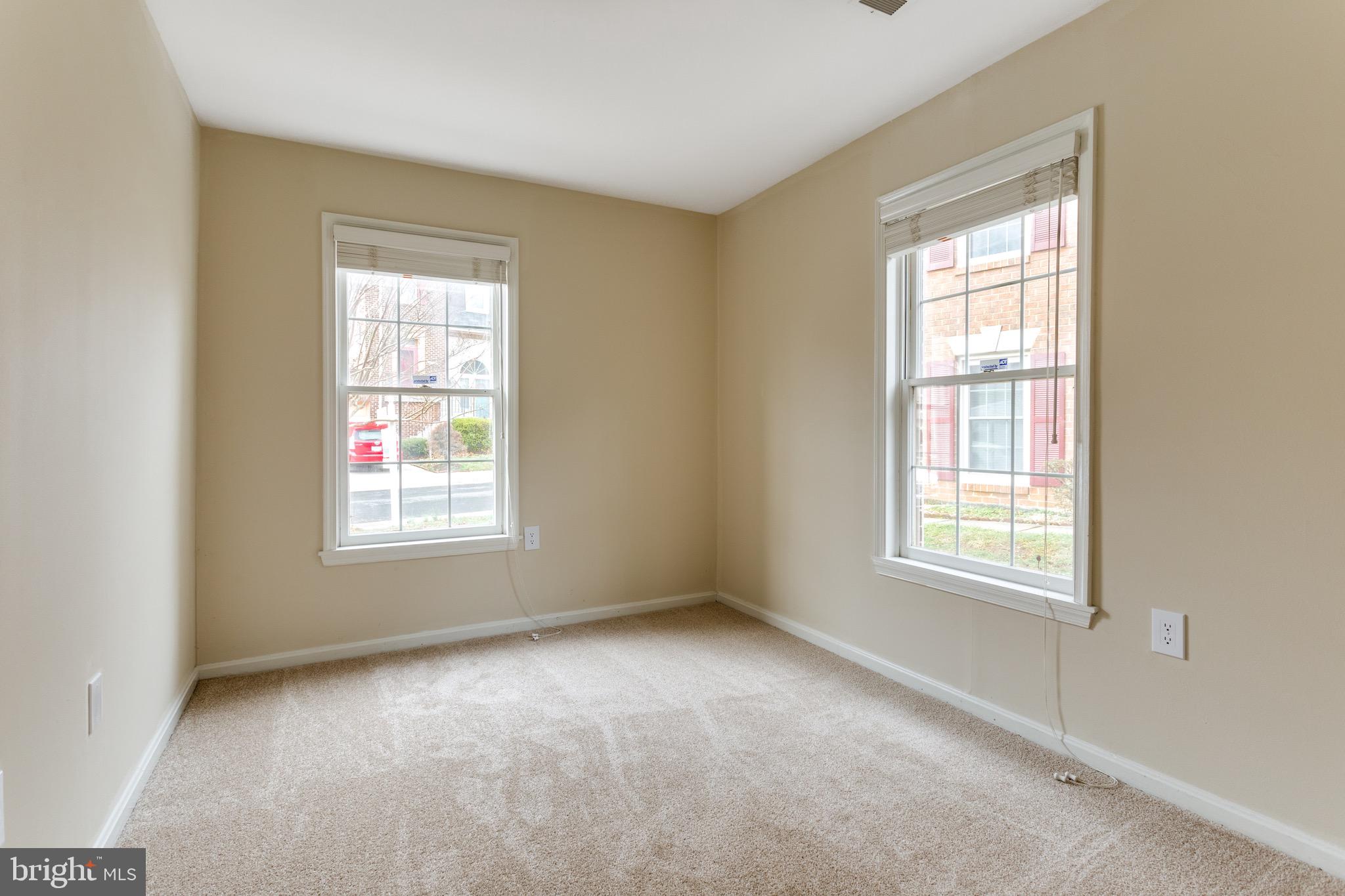 KINGSTOWNE - Residential