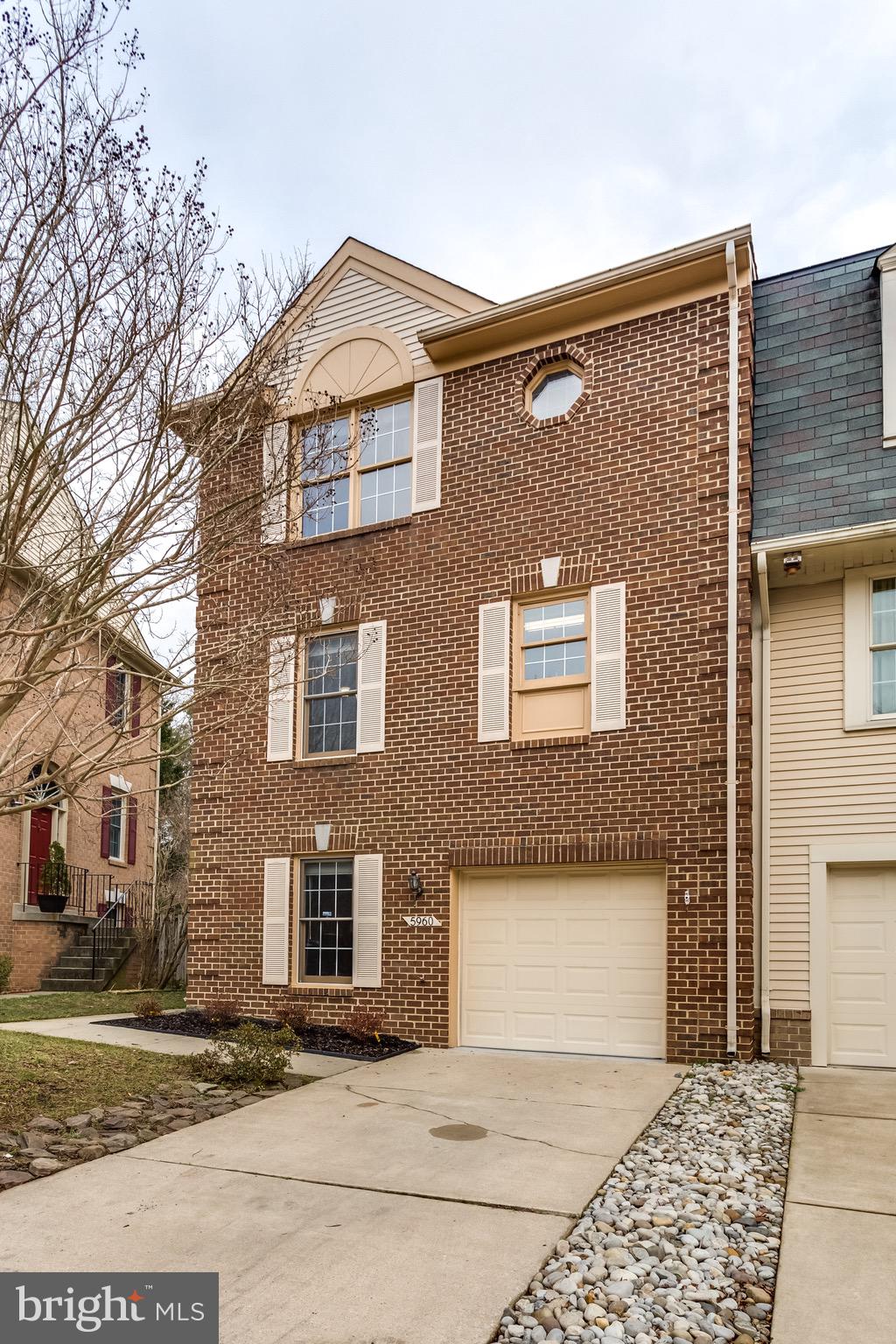 KINGSTOWNE - Residential