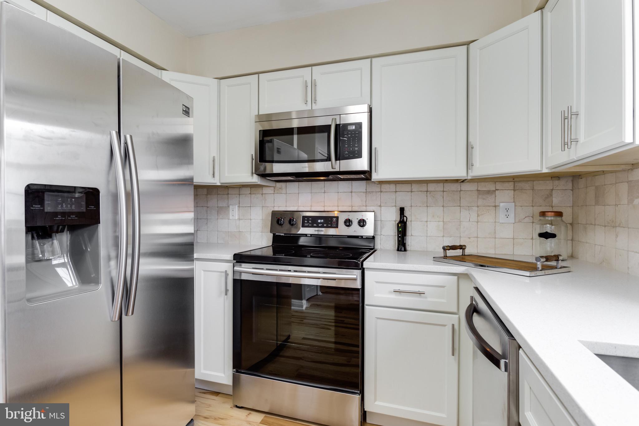 KINGSTOWNE - Residential