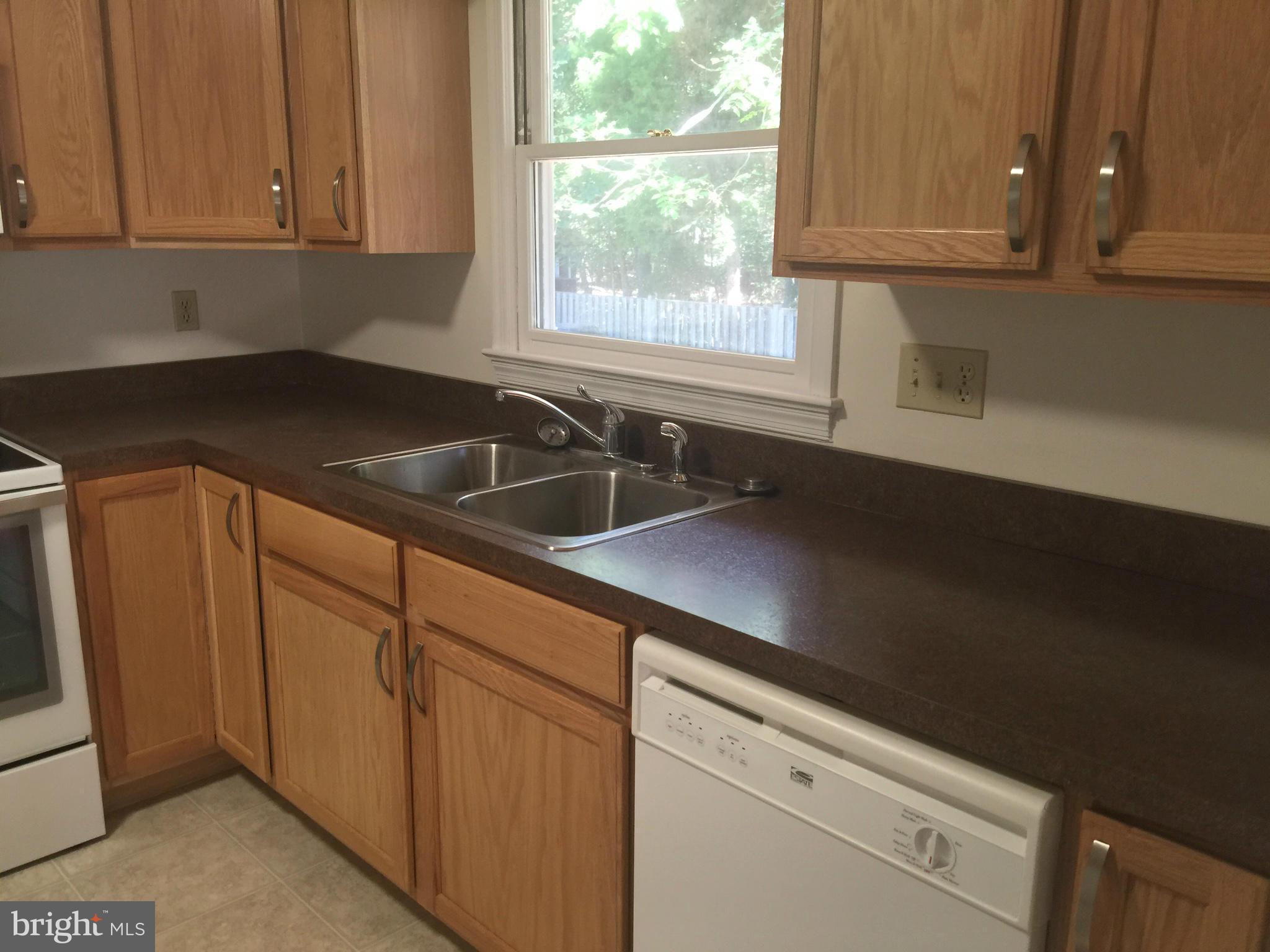 CEDAR COVE - Residential Lease