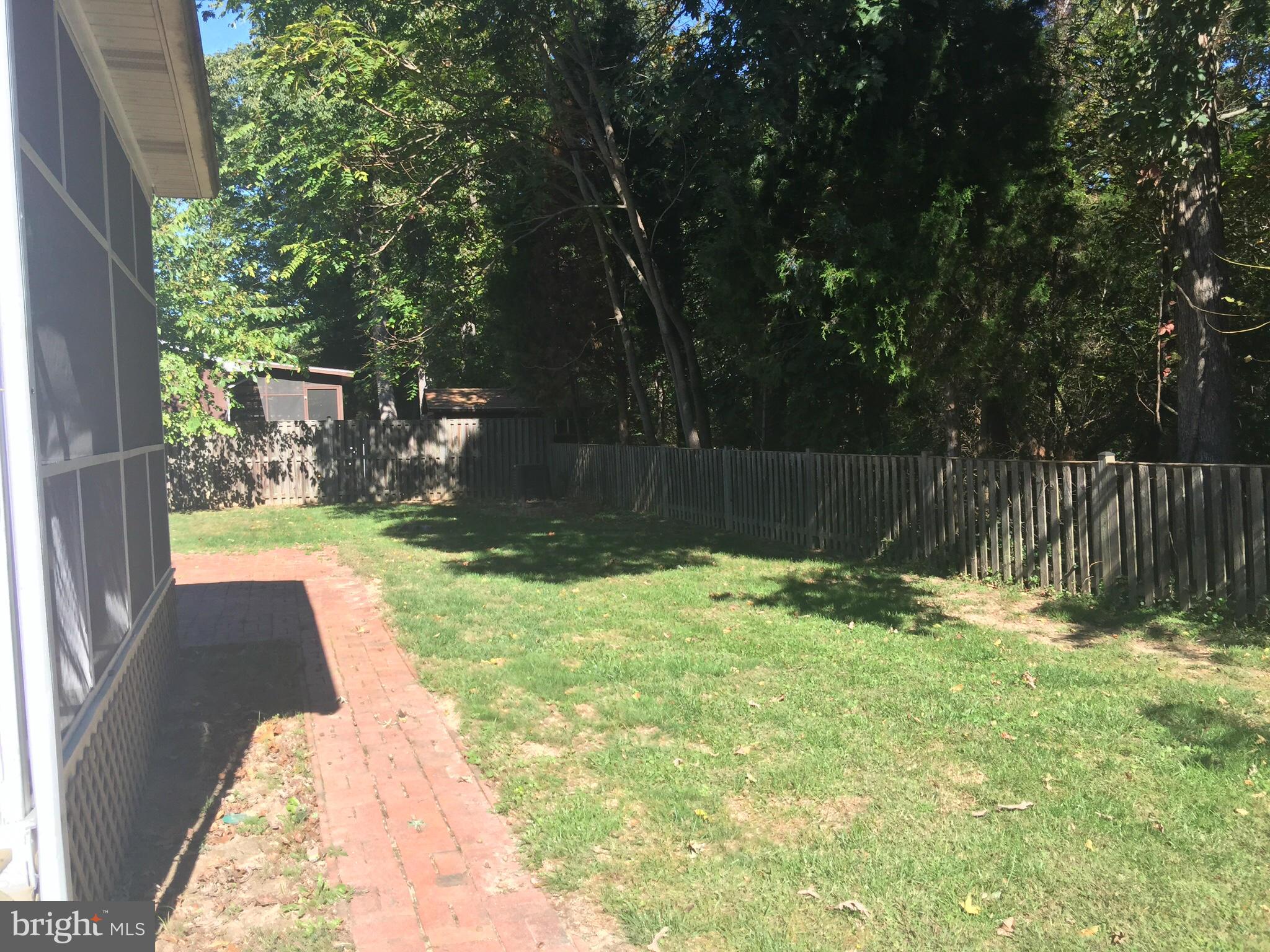 CEDAR COVE - Residential Lease