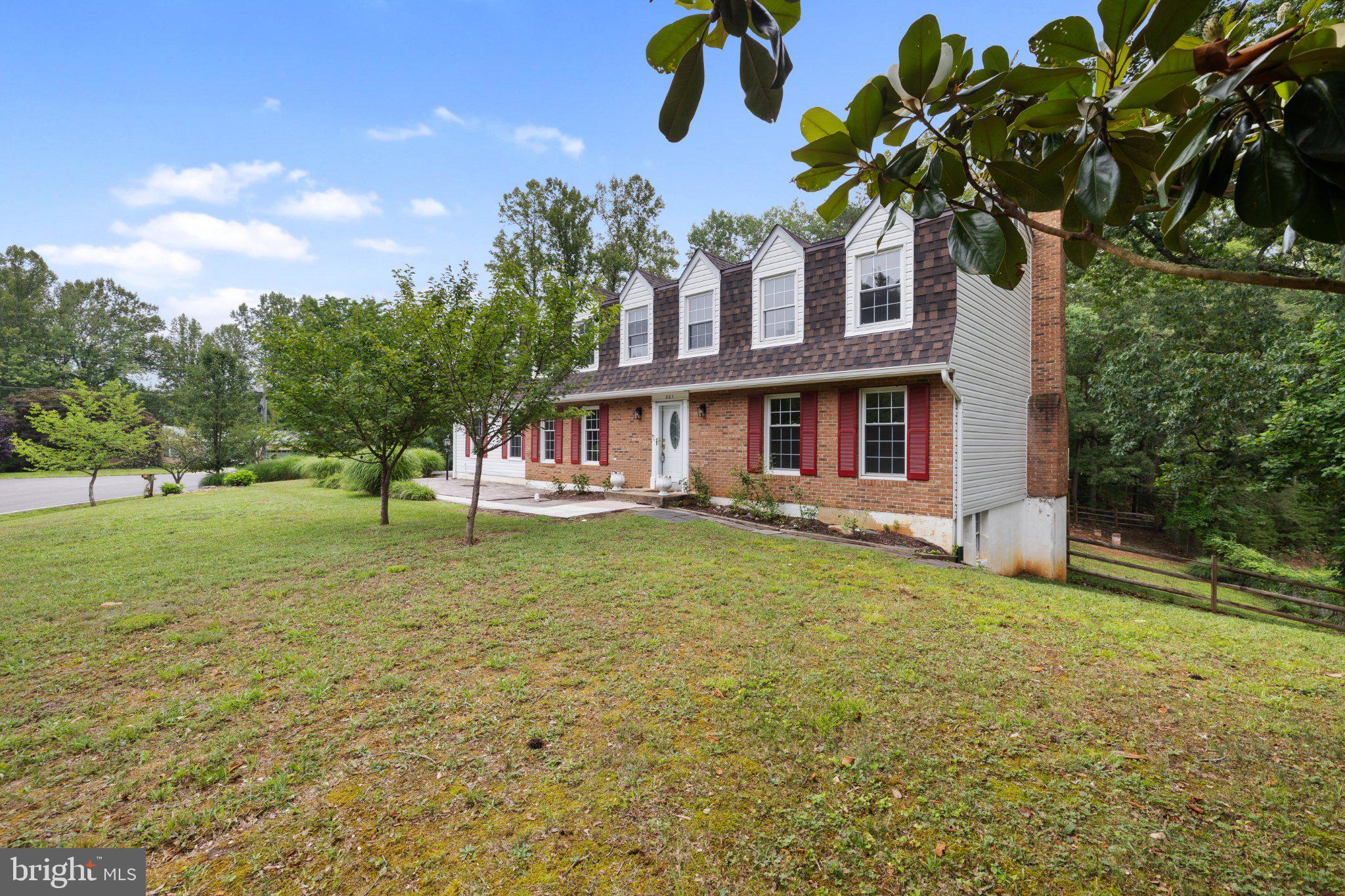 201 BAY COVE