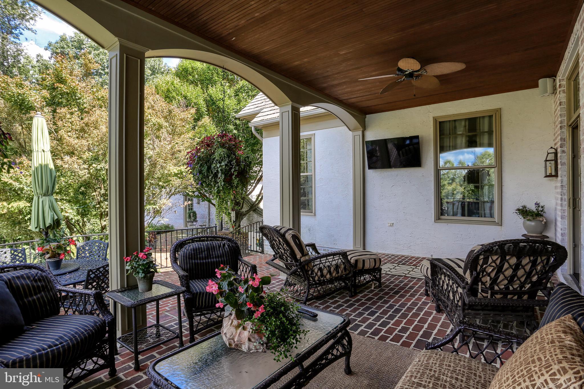 DEER CHASE ESTATES - Residential