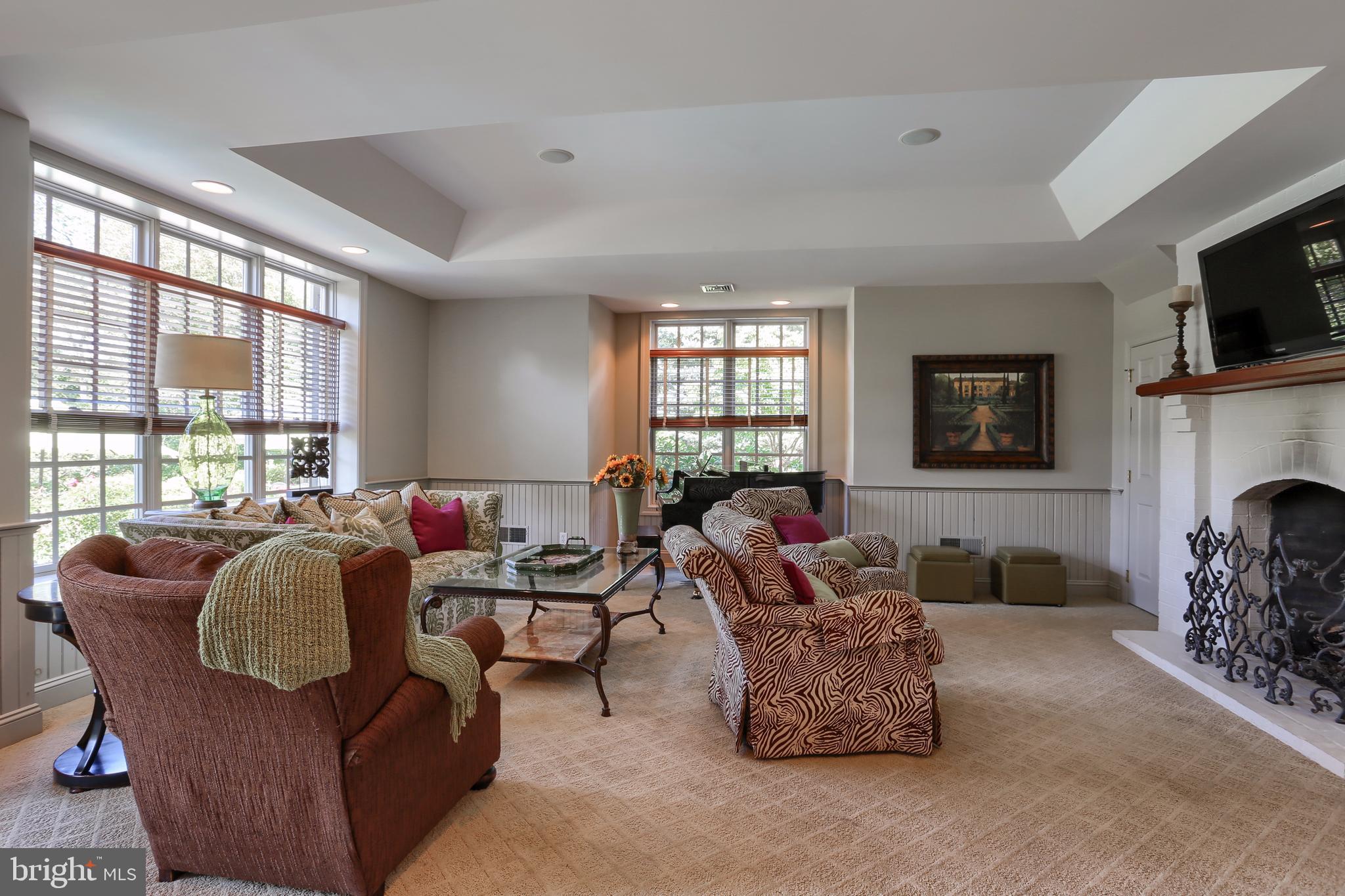 DEER CHASE ESTATES - Residential