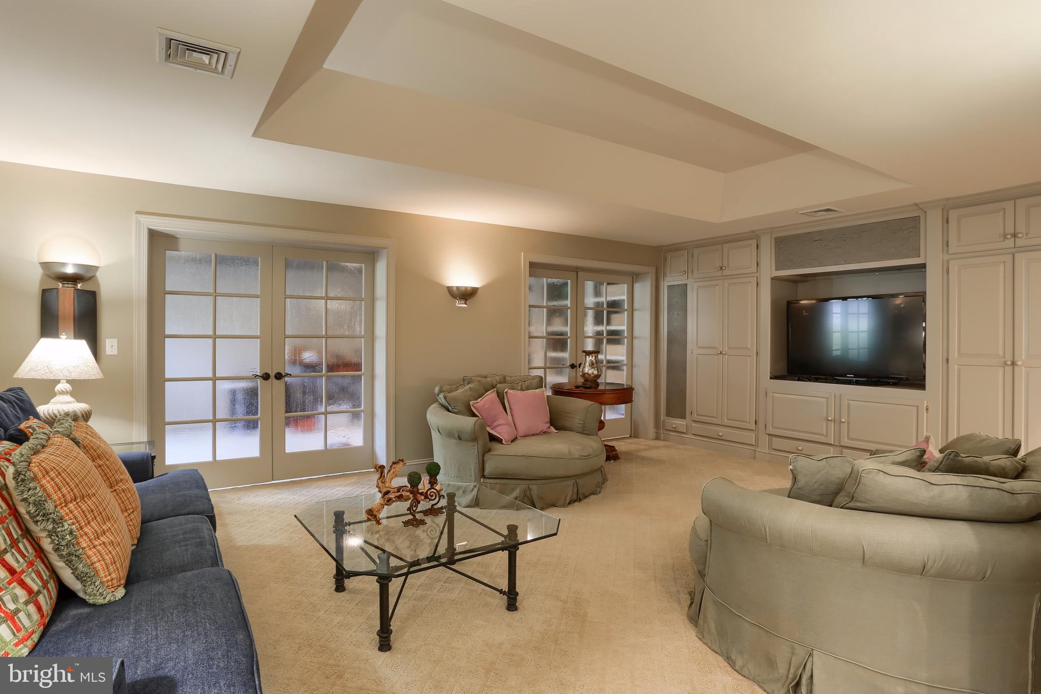 DEER CHASE ESTATES - Residential