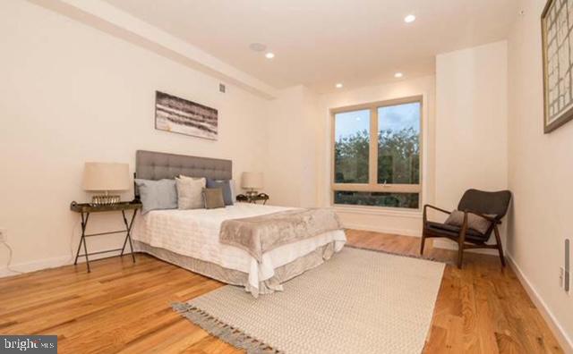POINT BREEZE - Residential Lease